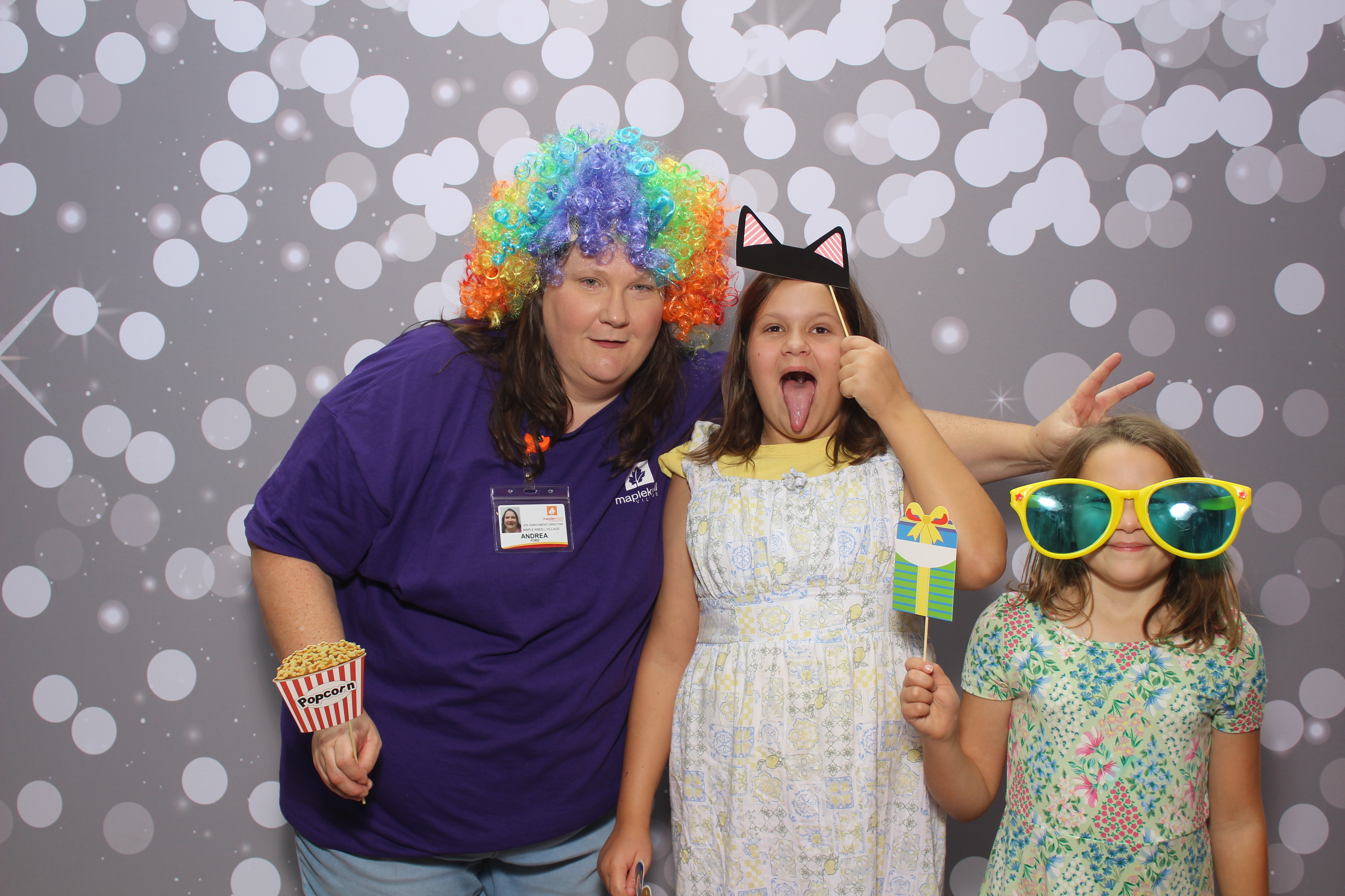 Grandparent's Day | View more photos from the event at gallery.photoboothcincy.com/u/PhotoBoothCincy/Grandparents-Day