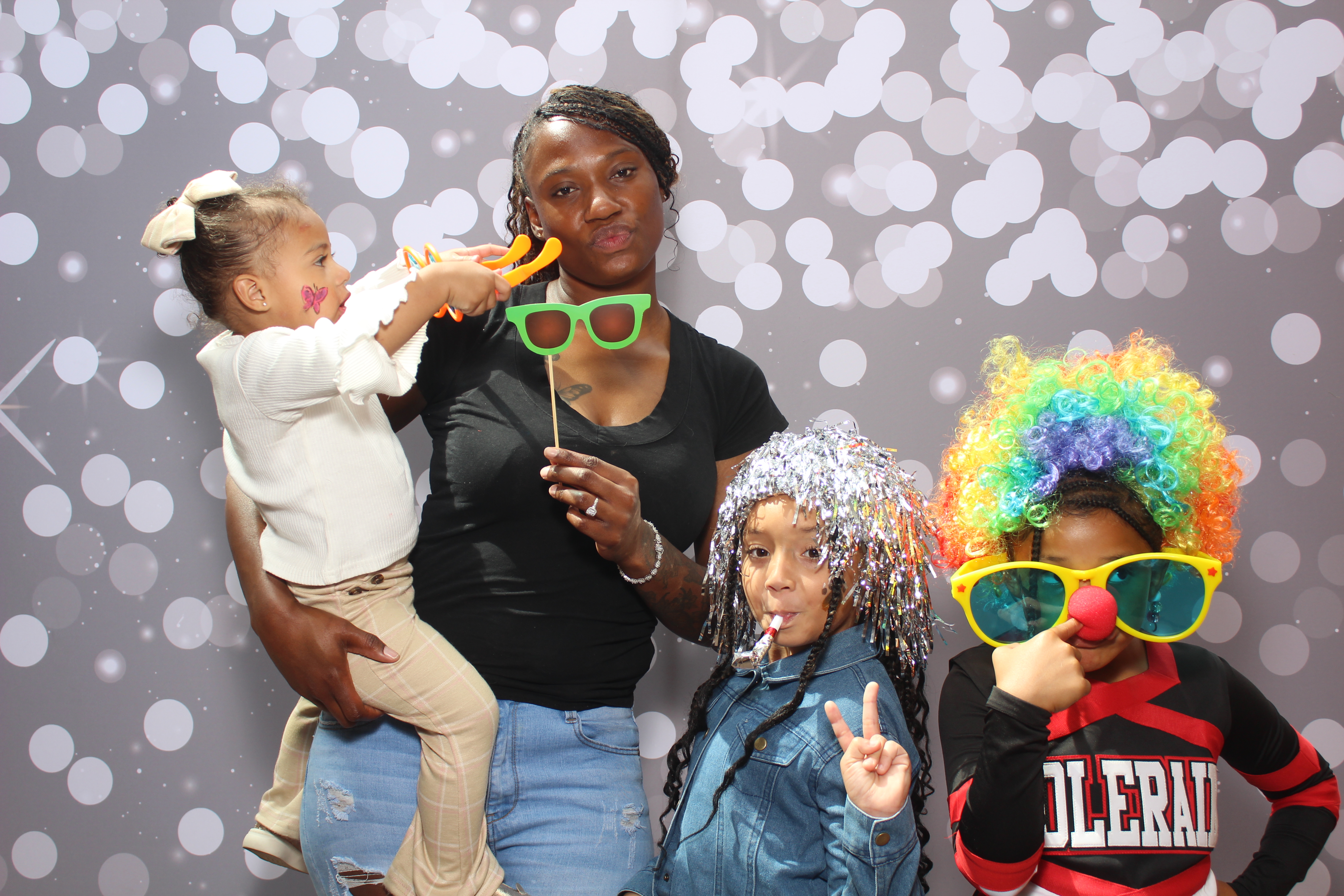 Grandparent's Day | View more photos from the event at gallery.photoboothcincy.com/u/PhotoBoothCincy/Grandparents-Day