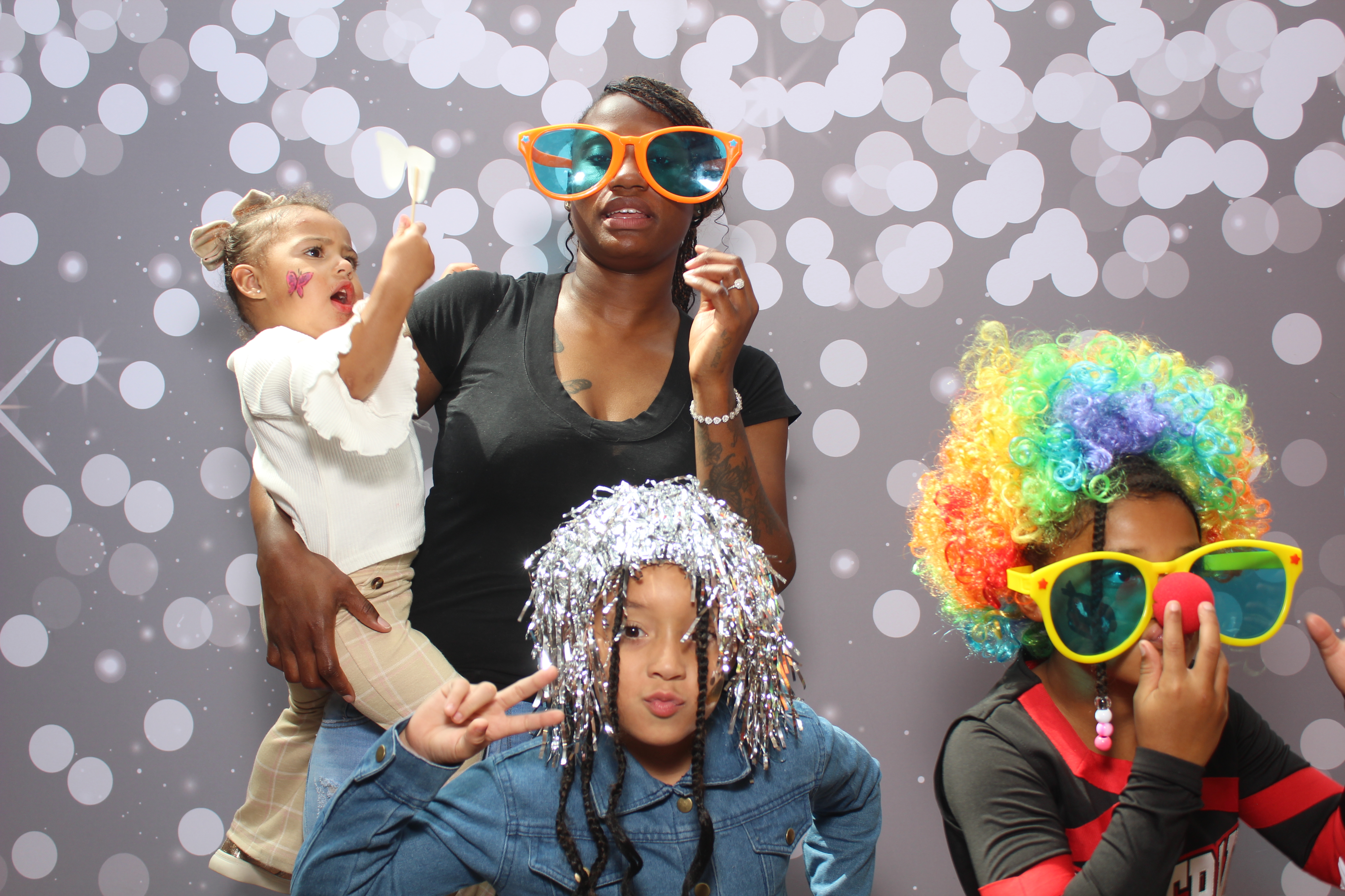 Grandparent's Day | View more photos from the event at gallery.photoboothcincy.com/u/PhotoBoothCincy/Grandparents-Day