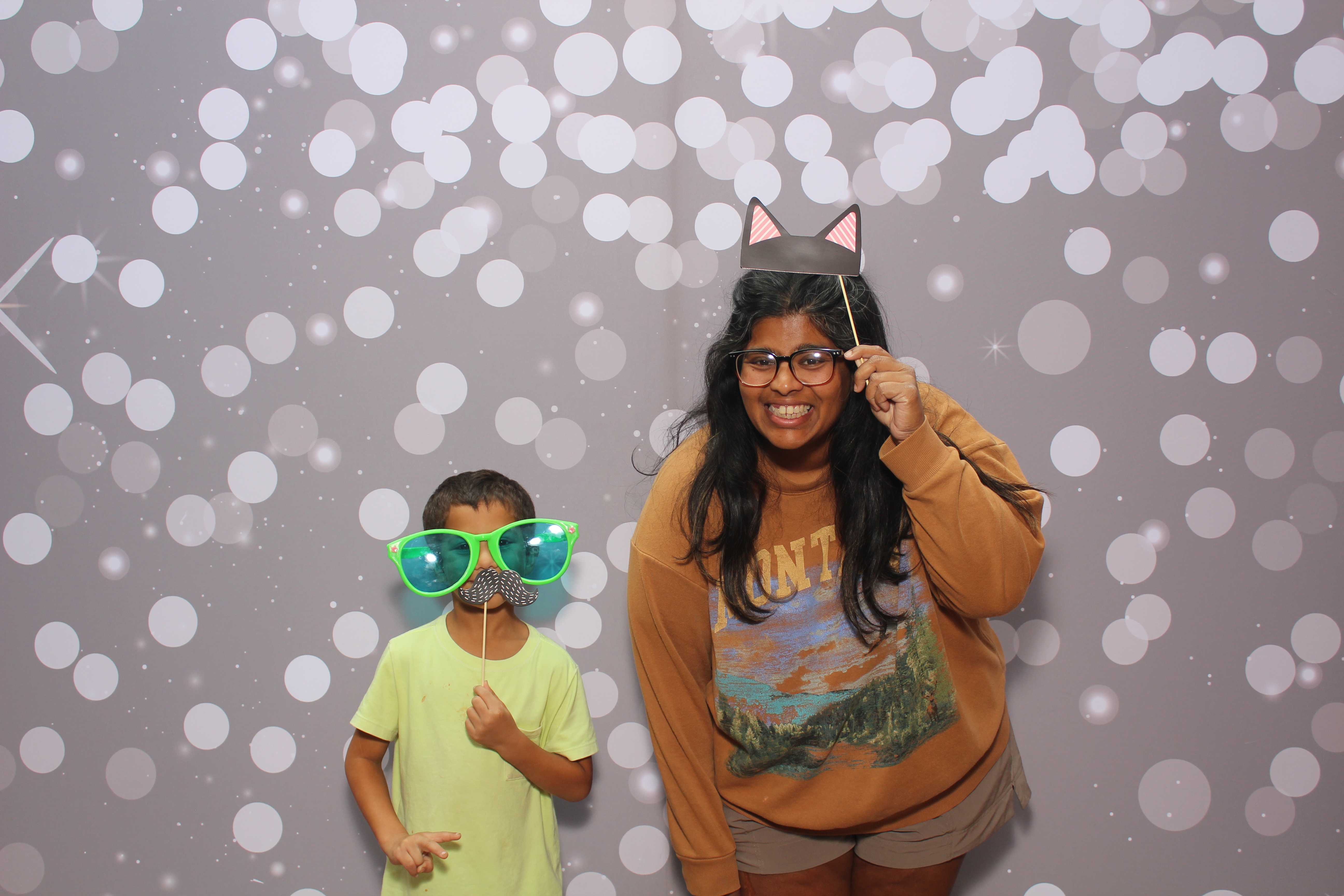 Grandparent's Day | View more photos from the event at gallery.photoboothcincy.com/u/PhotoBoothCincy/Grandparents-Day