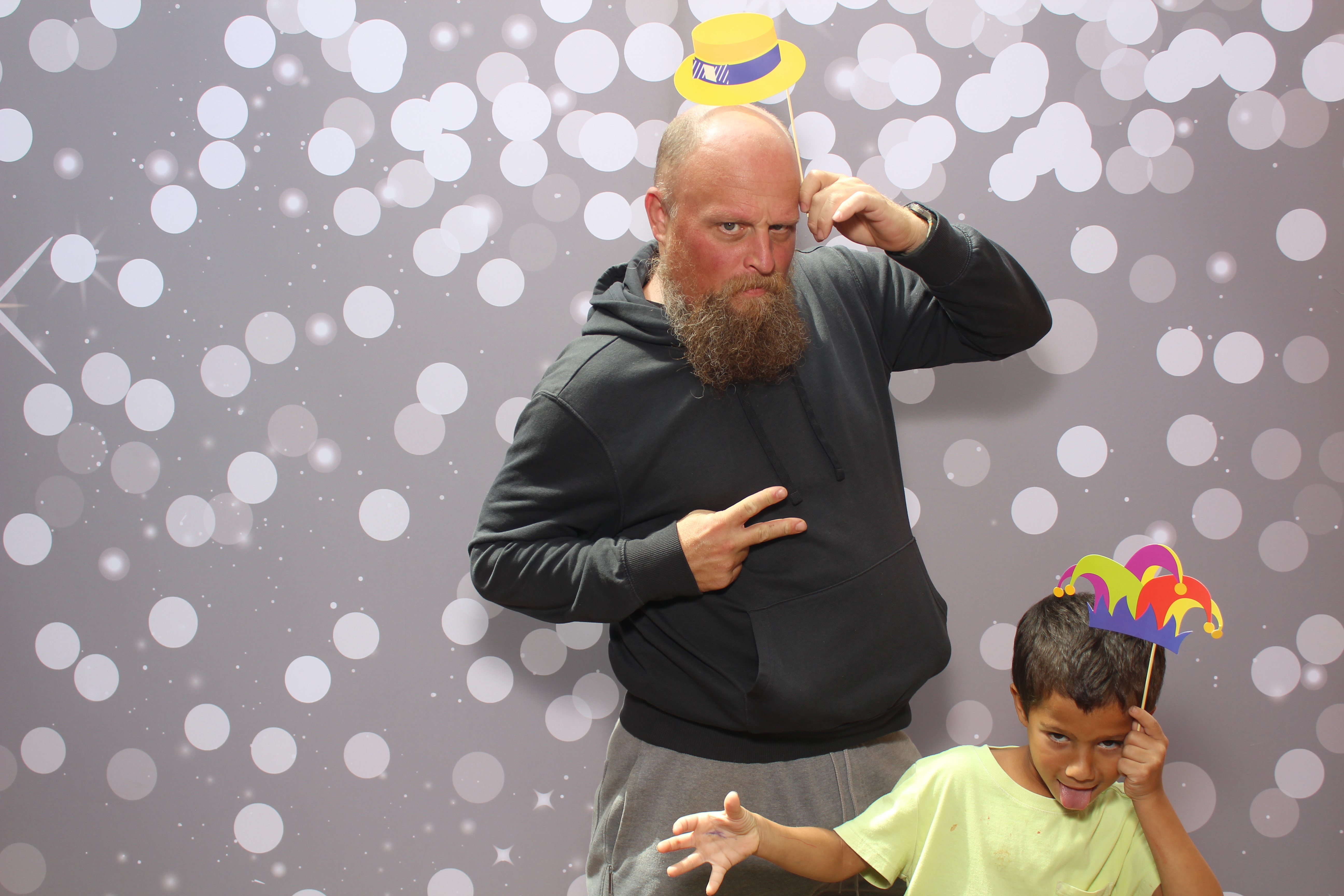 Grandparent's Day | View more photos from the event at gallery.photoboothcincy.com/u/PhotoBoothCincy/Grandparents-Day