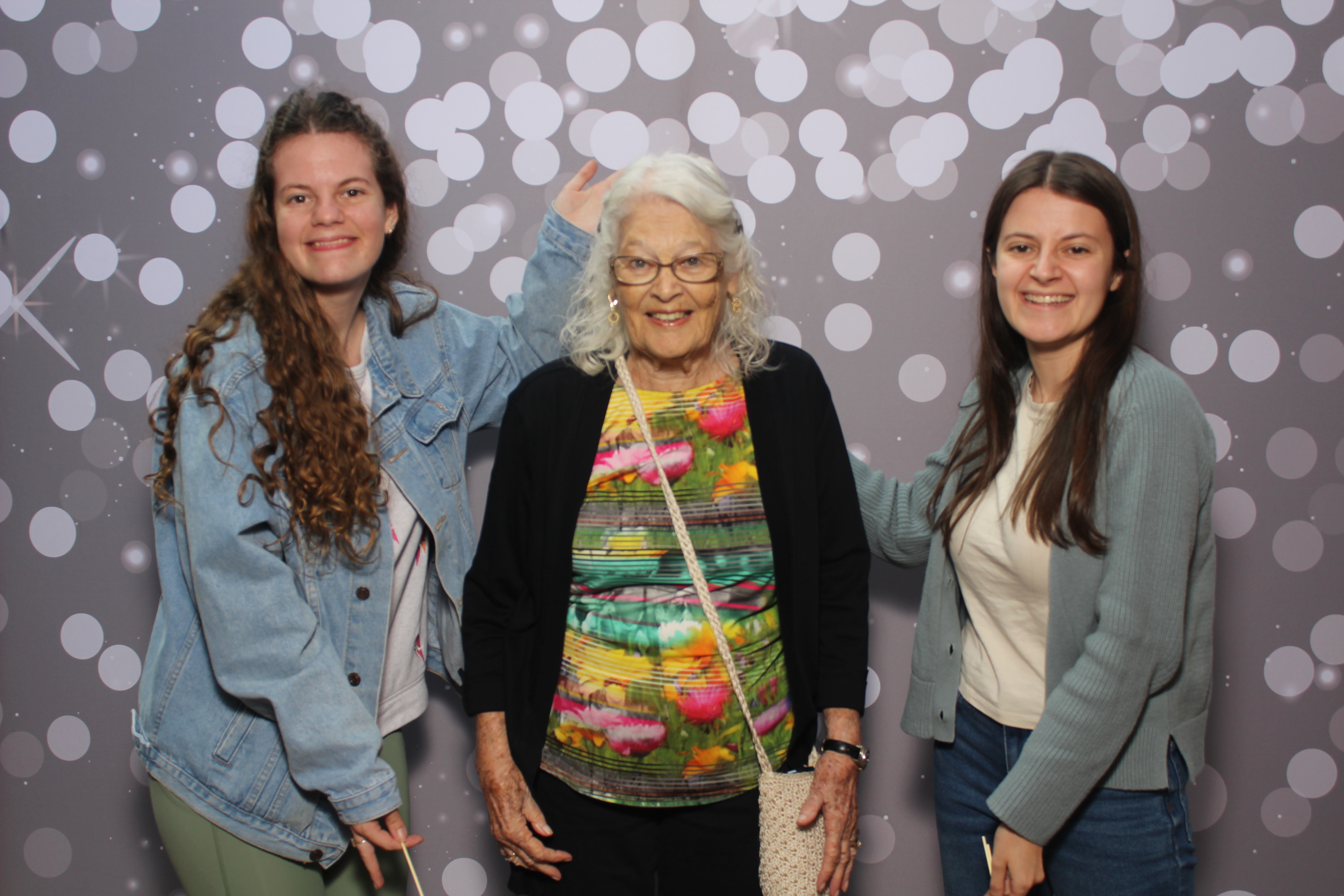Grandparent's Day | View more photos from the event at gallery.photoboothcincy.com/u/PhotoBoothCincy/Grandparents-Day