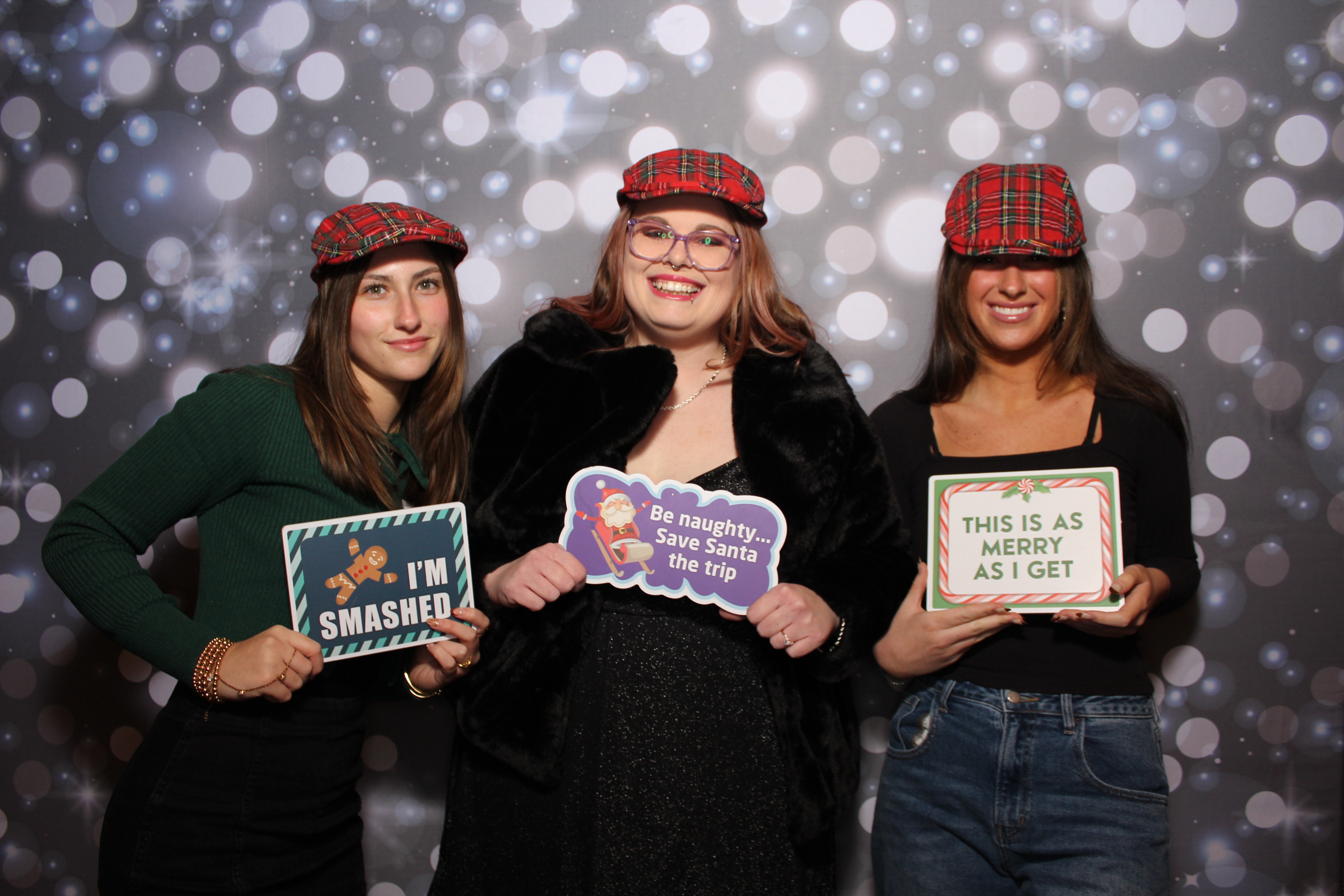 Great Clips Holiday Party | View more photos from the event at gallery.photoboothcincy.com/u/PhotoBoothCincy/Great-Clips-Holiday-Party