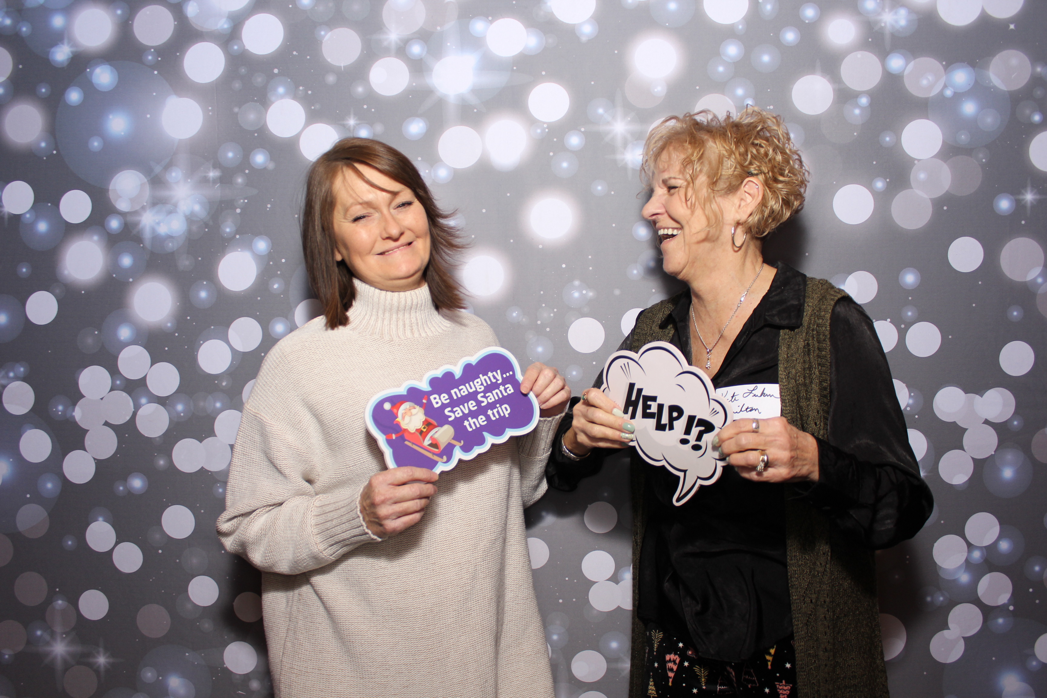 Great Clips Holiday Party | View more photos from the event at gallery.photoboothcincy.com/u/PhotoBoothCincy/Great-Clips-Holiday-Party