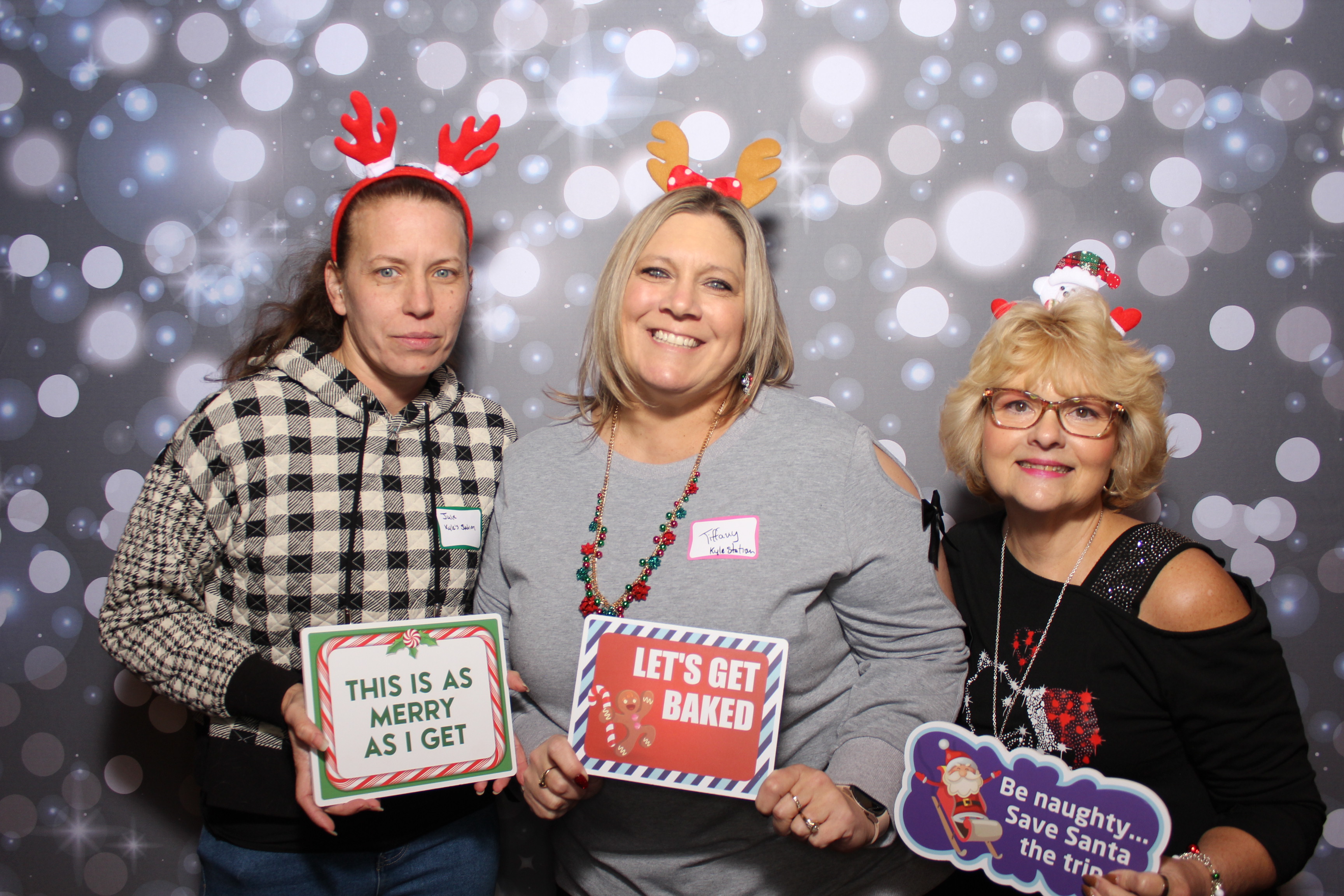 Great Clips Holiday Party | View more photos from the event at gallery.photoboothcincy.com/u/PhotoBoothCincy/Great-Clips-Holiday-Party