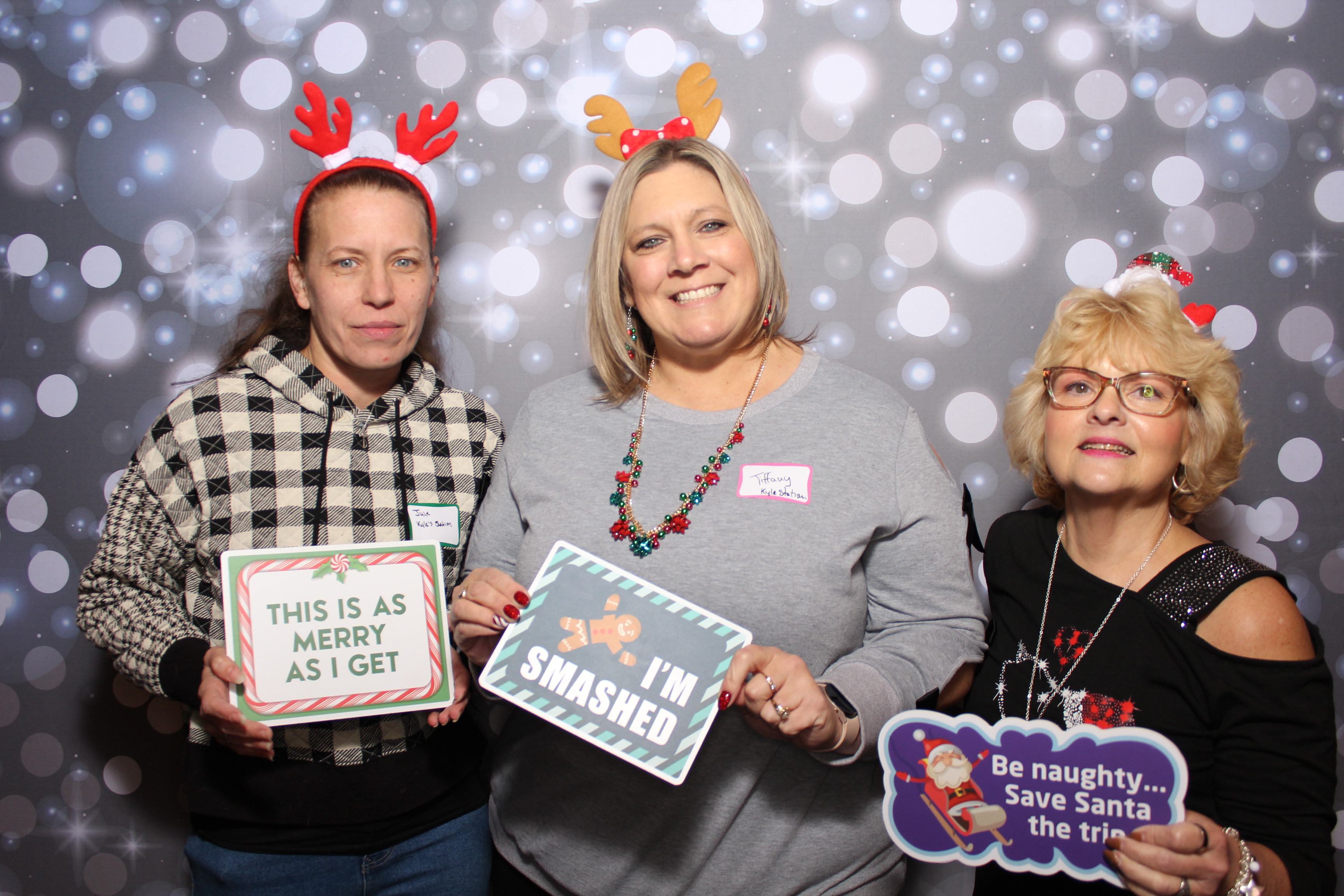Great Clips Holiday Party | View more photos from the event at gallery.photoboothcincy.com/u/PhotoBoothCincy/Great-Clips-Holiday-Party