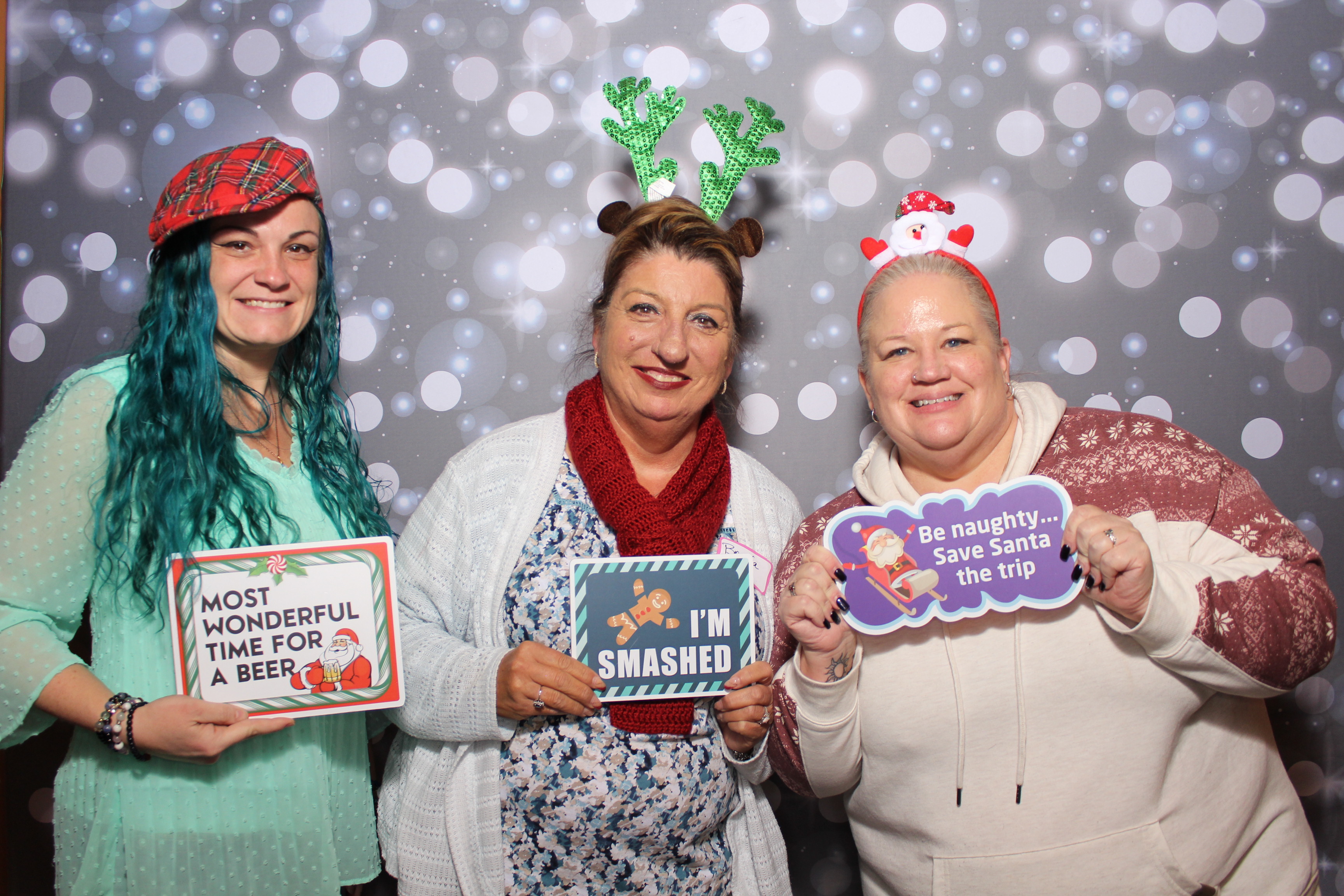 Great Clips Holiday Party | View more photos from the event at gallery.photoboothcincy.com/u/PhotoBoothCincy/Great-Clips-Holiday-Party