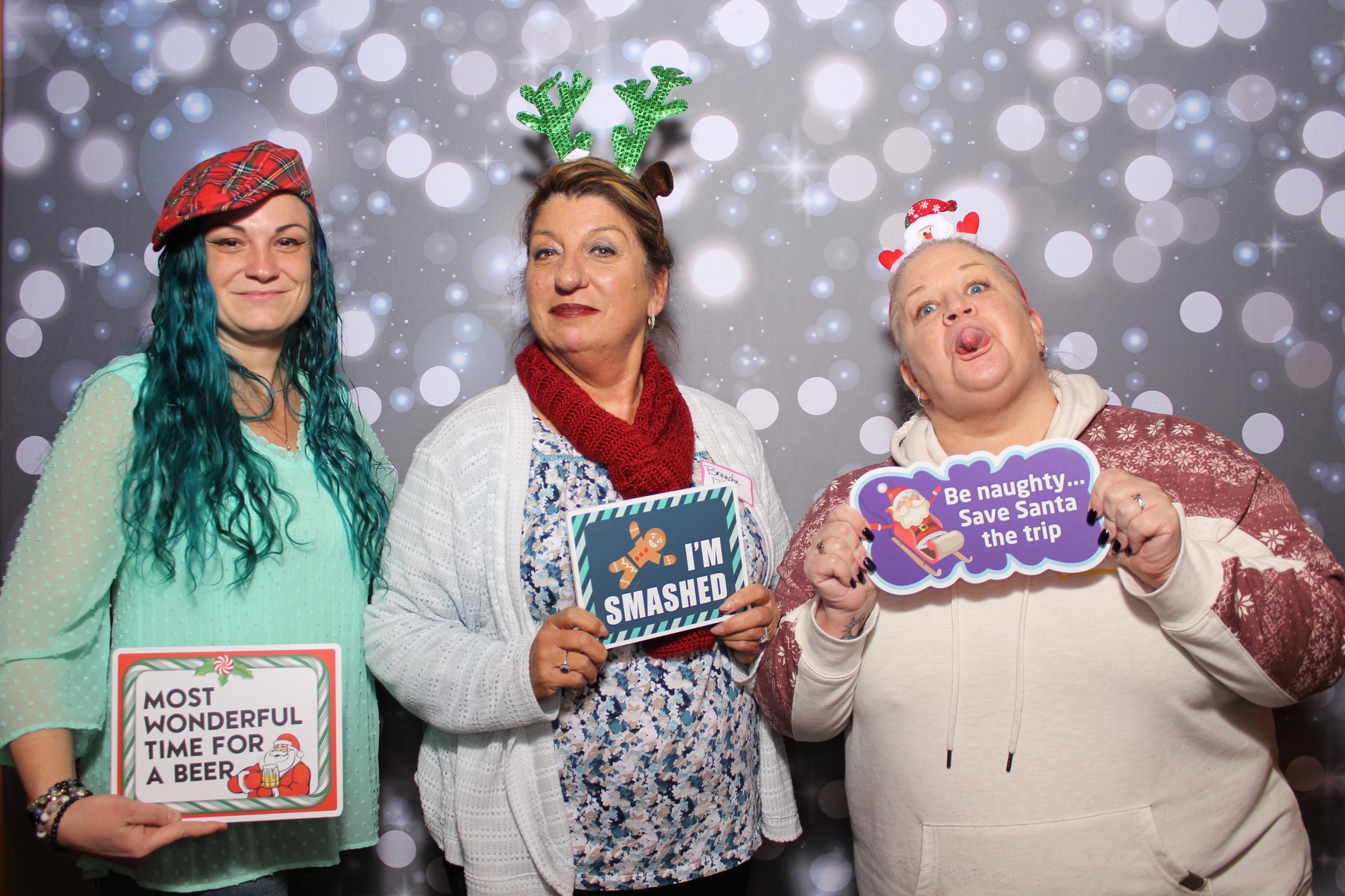 Great Clips Holiday Party | View more photos from the event at gallery.photoboothcincy.com/u/PhotoBoothCincy/Great-Clips-Holiday-Party
