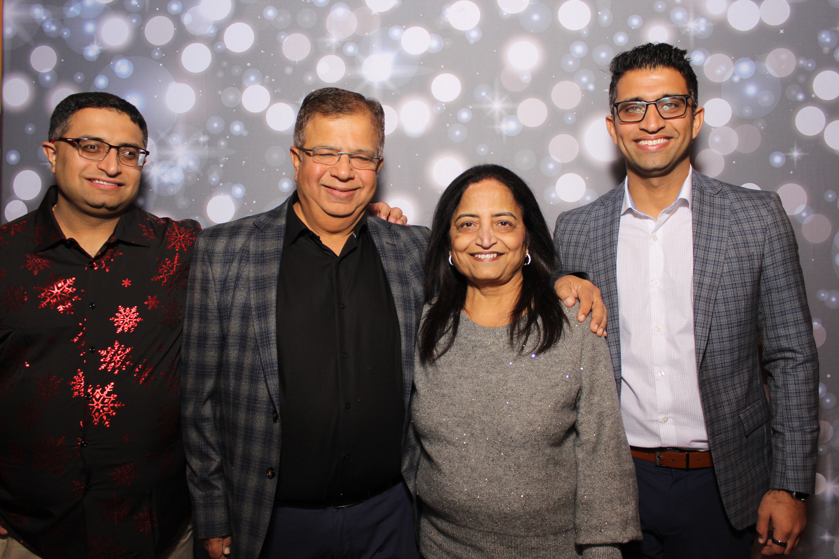 Great Clips Holiday Party | View more photos from the event at gallery.photoboothcincy.com/u/PhotoBoothCincy/Great-Clips-Holiday-Party