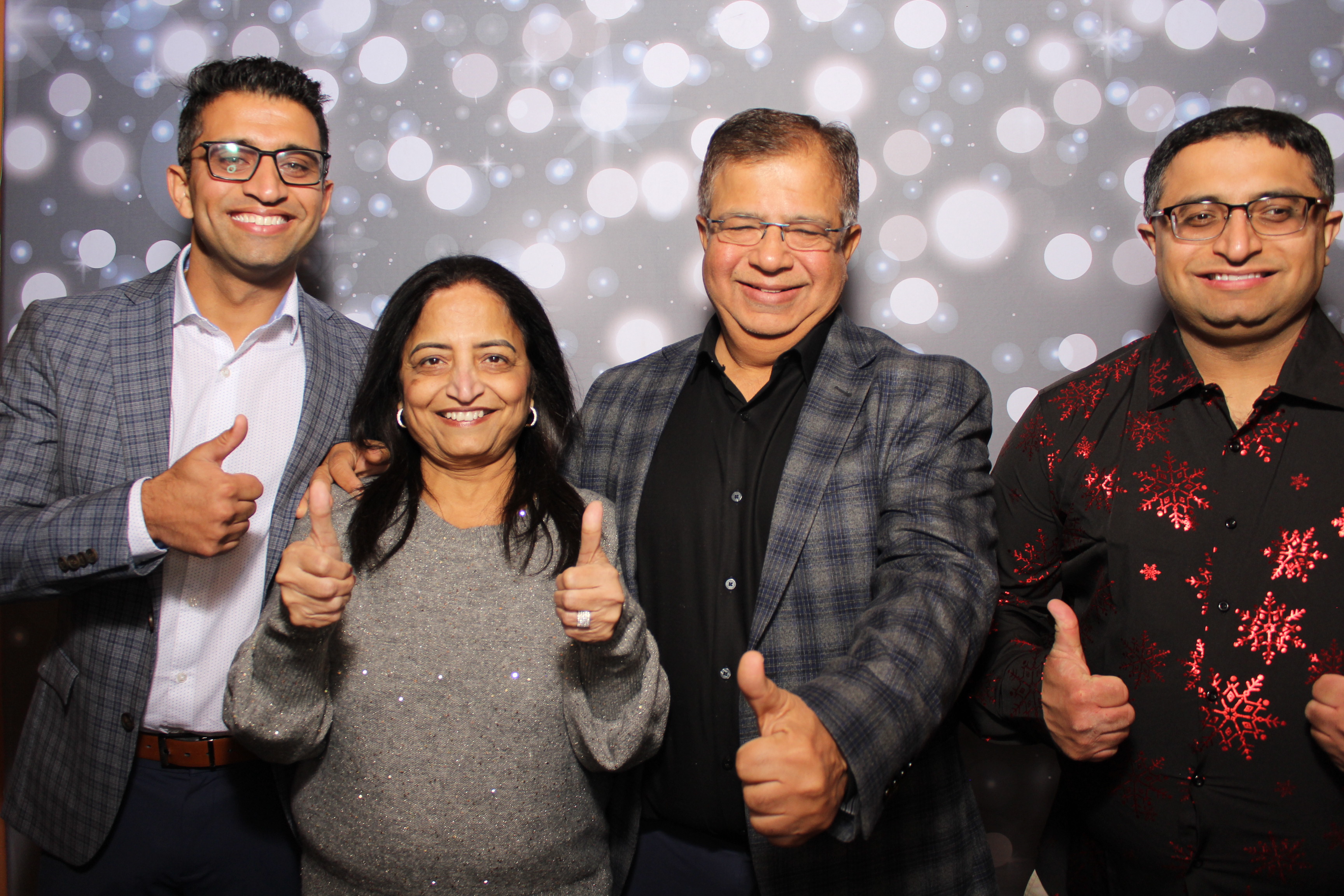 Great Clips Holiday Party | View more photos from the event at gallery.photoboothcincy.com/u/PhotoBoothCincy/Great-Clips-Holiday-Party