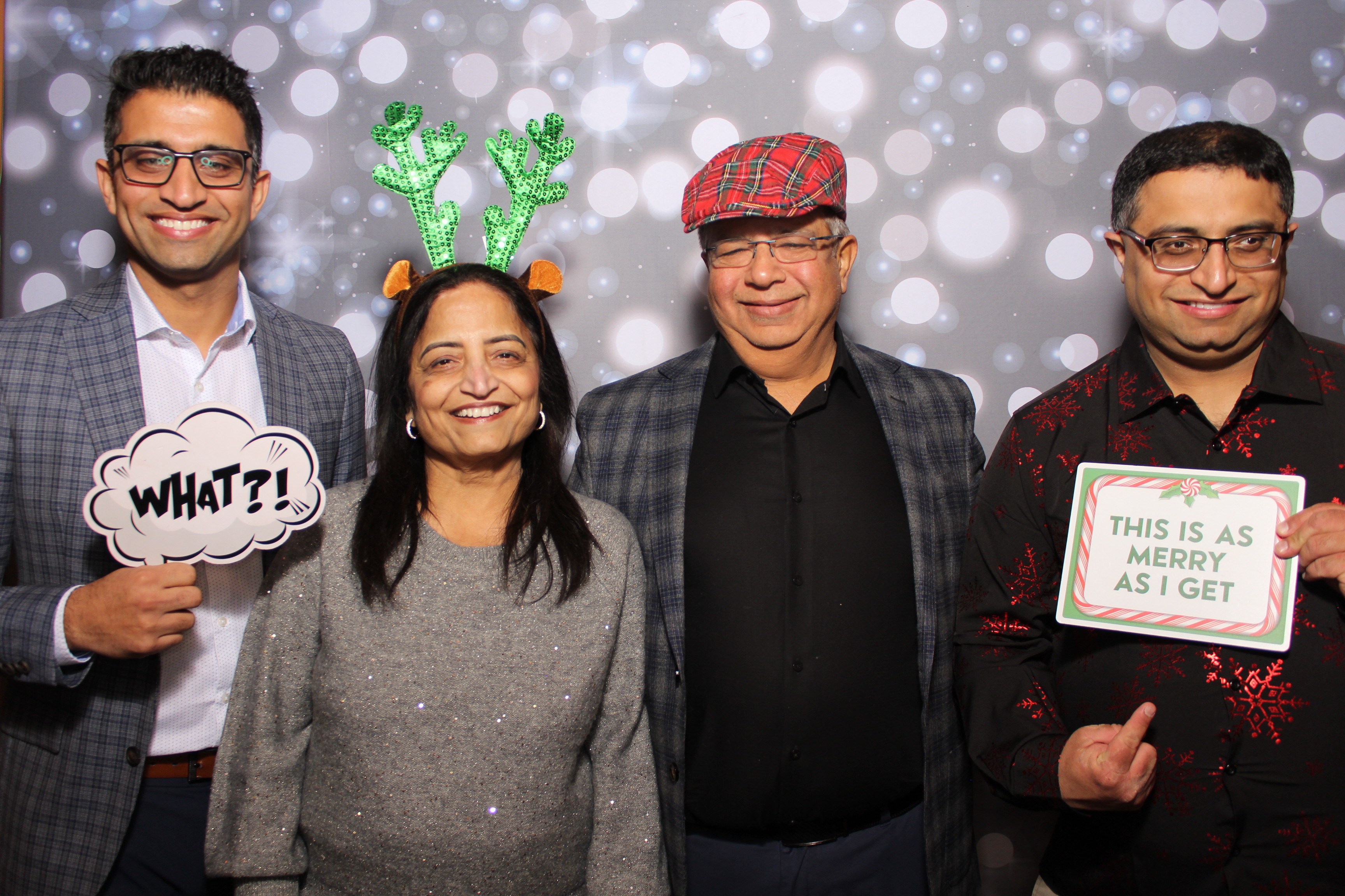Great Clips Holiday Party | View more photos from the event at gallery.photoboothcincy.com/u/PhotoBoothCincy/Great-Clips-Holiday-Party