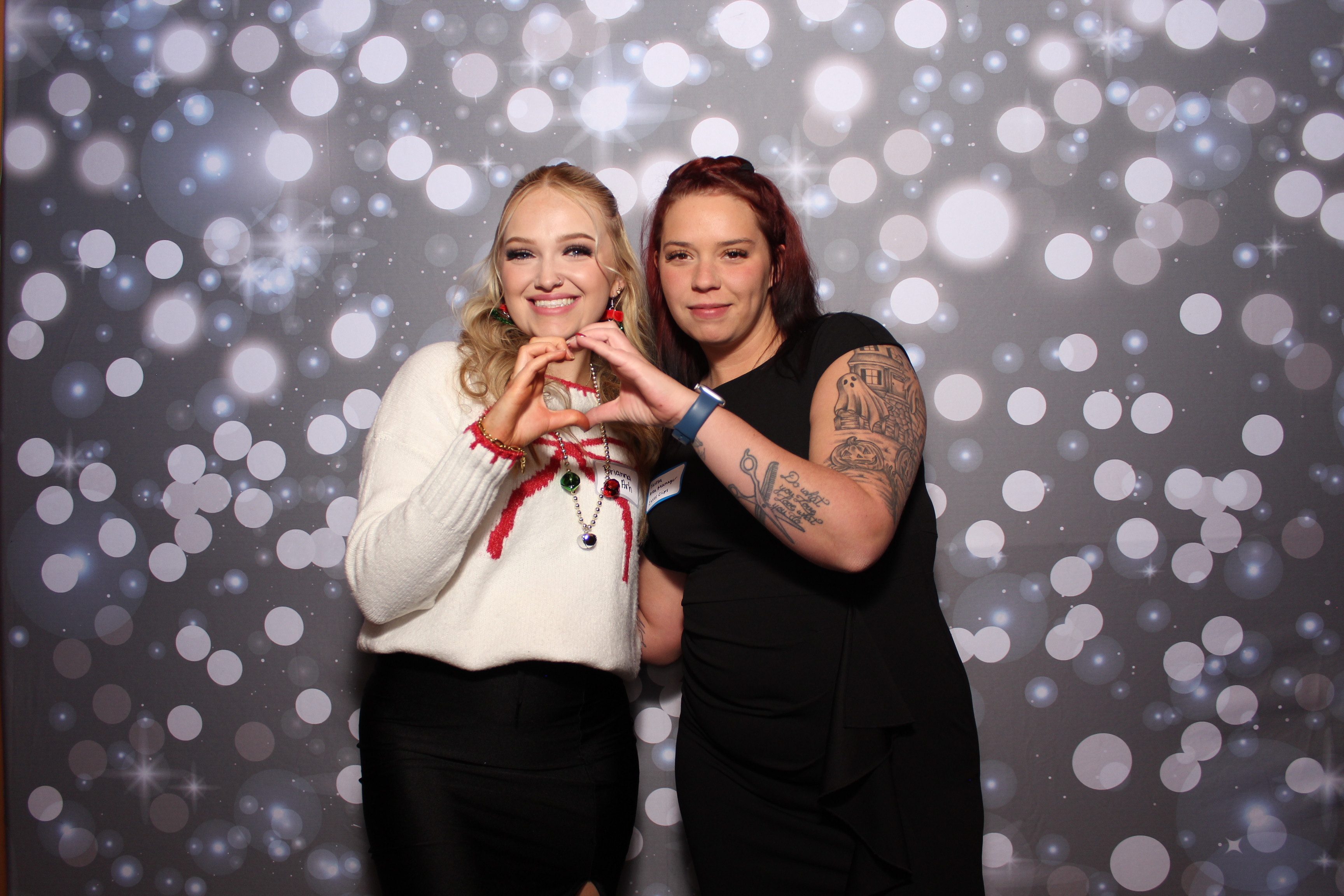Great Clips Holiday Party | View more photos from the event at gallery.photoboothcincy.com/u/PhotoBoothCincy/Great-Clips-Holiday-Party