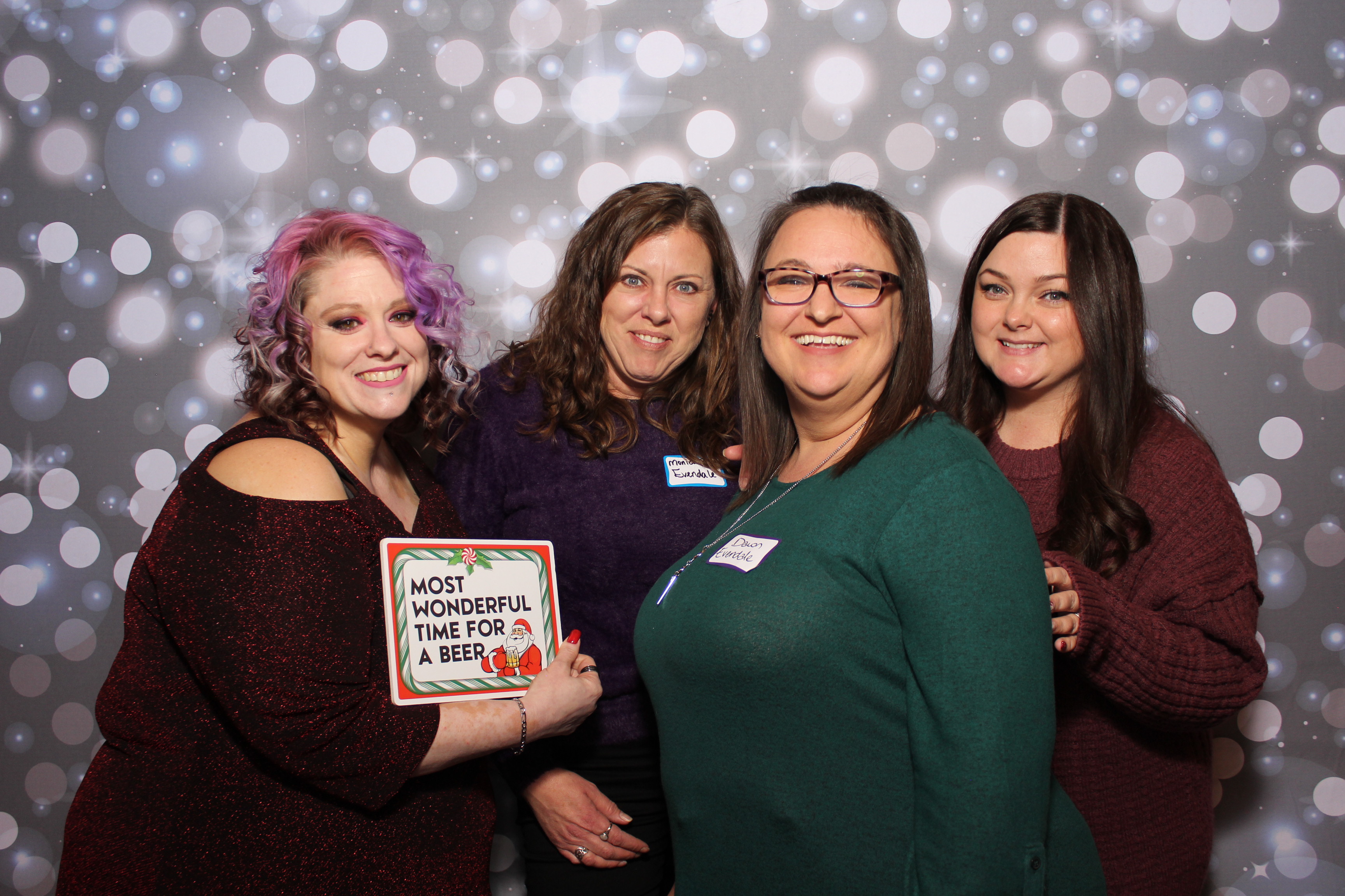 Great Clips Holiday Party | View more photos from the event at gallery.photoboothcincy.com/u/PhotoBoothCincy/Great-Clips-Holiday-Party