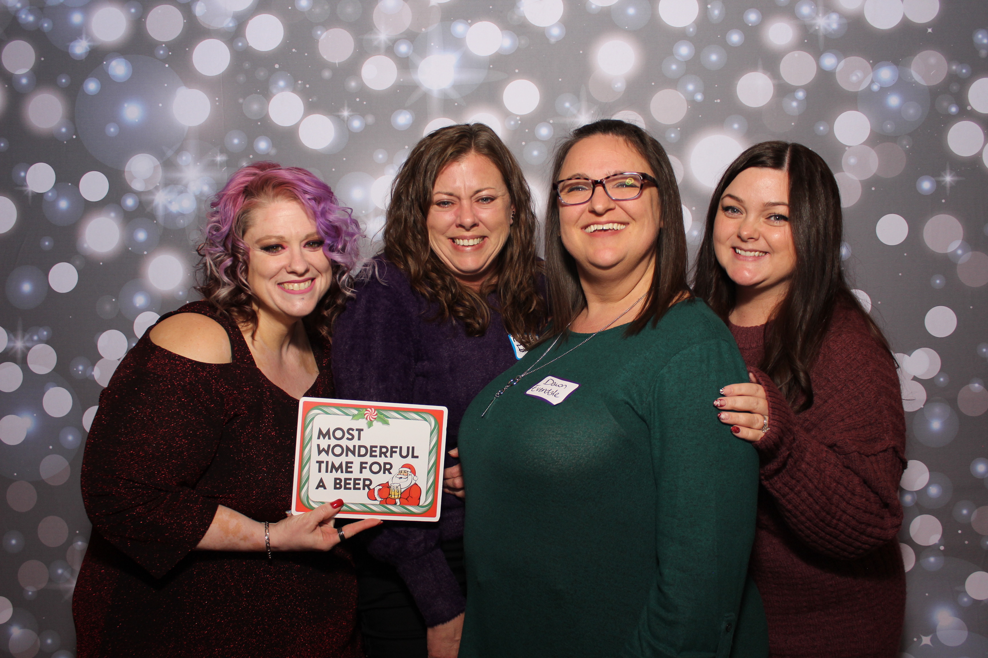 Great Clips Holiday Party | View more photos from the event at gallery.photoboothcincy.com/u/PhotoBoothCincy/Great-Clips-Holiday-Party