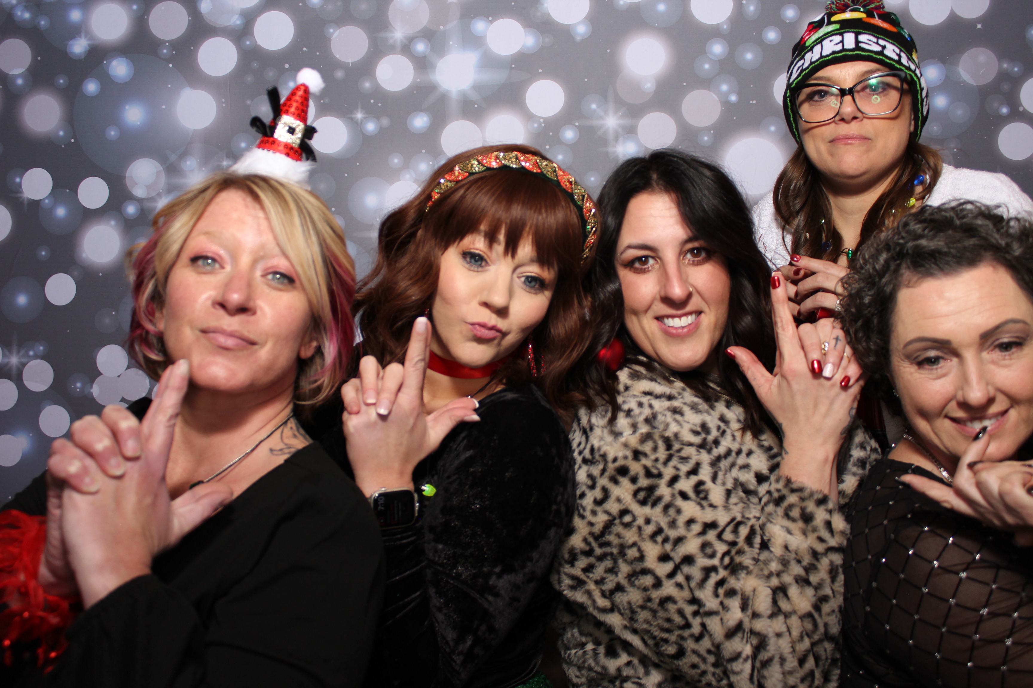 Great Clips Holiday Party | View more photos from the event at gallery.photoboothcincy.com/u/PhotoBoothCincy/Great-Clips-Holiday-Party