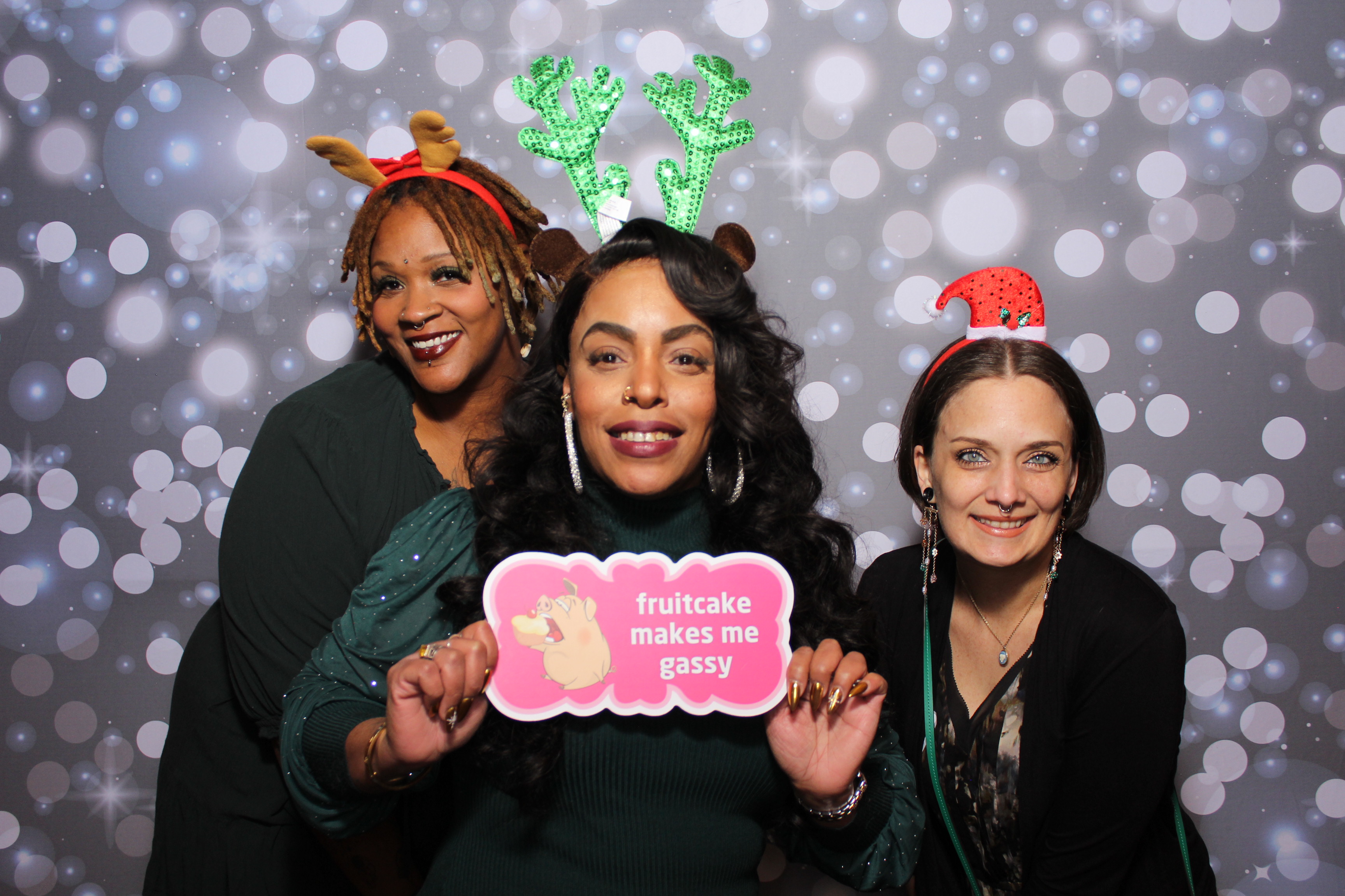 Great Clips Holiday Party | View more photos from the event at gallery.photoboothcincy.com/u/PhotoBoothCincy/Great-Clips-Holiday-Party