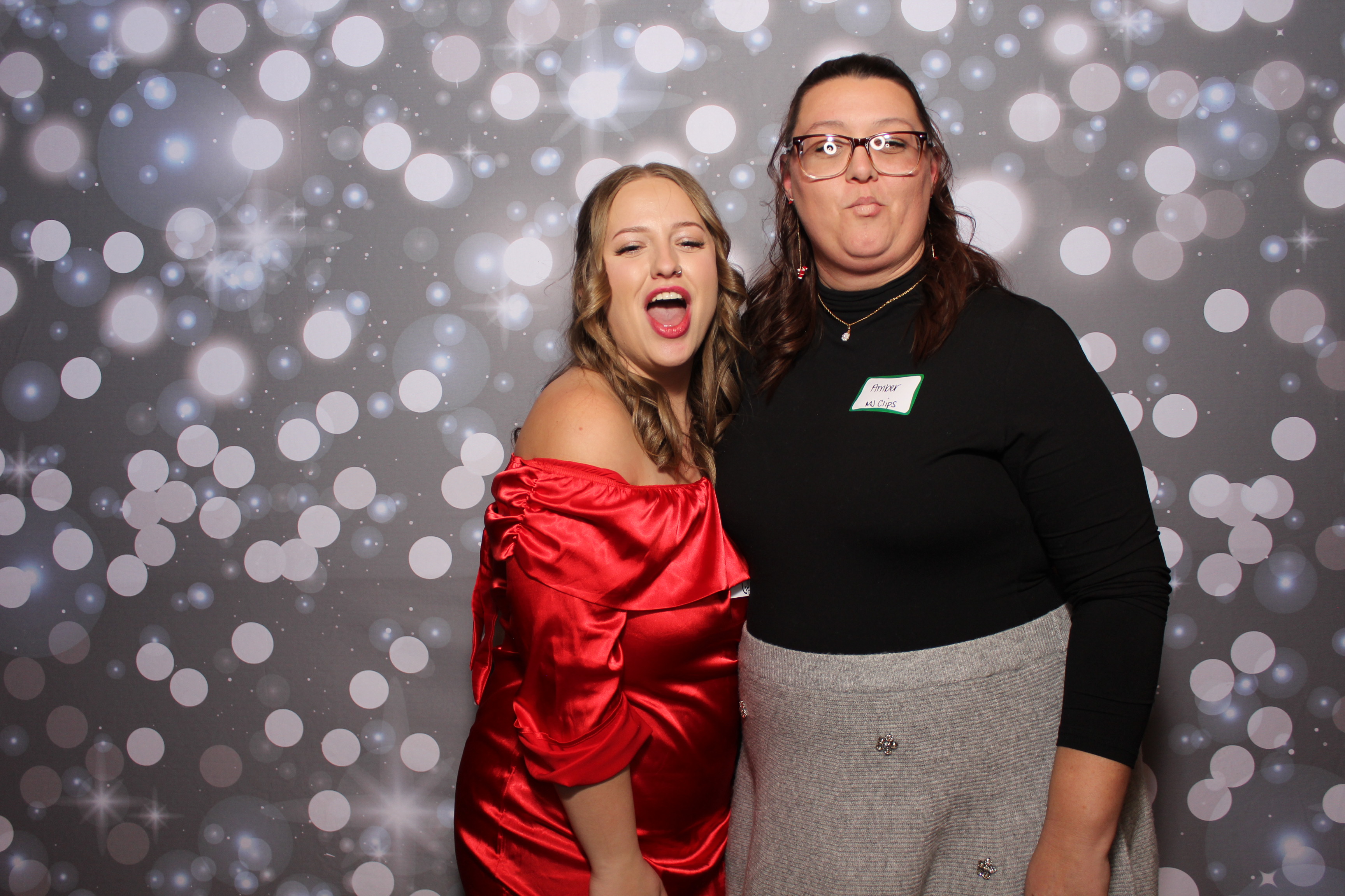 Great Clips Holiday Party | View more photos from the event at gallery.photoboothcincy.com/u/PhotoBoothCincy/Great-Clips-Holiday-Party