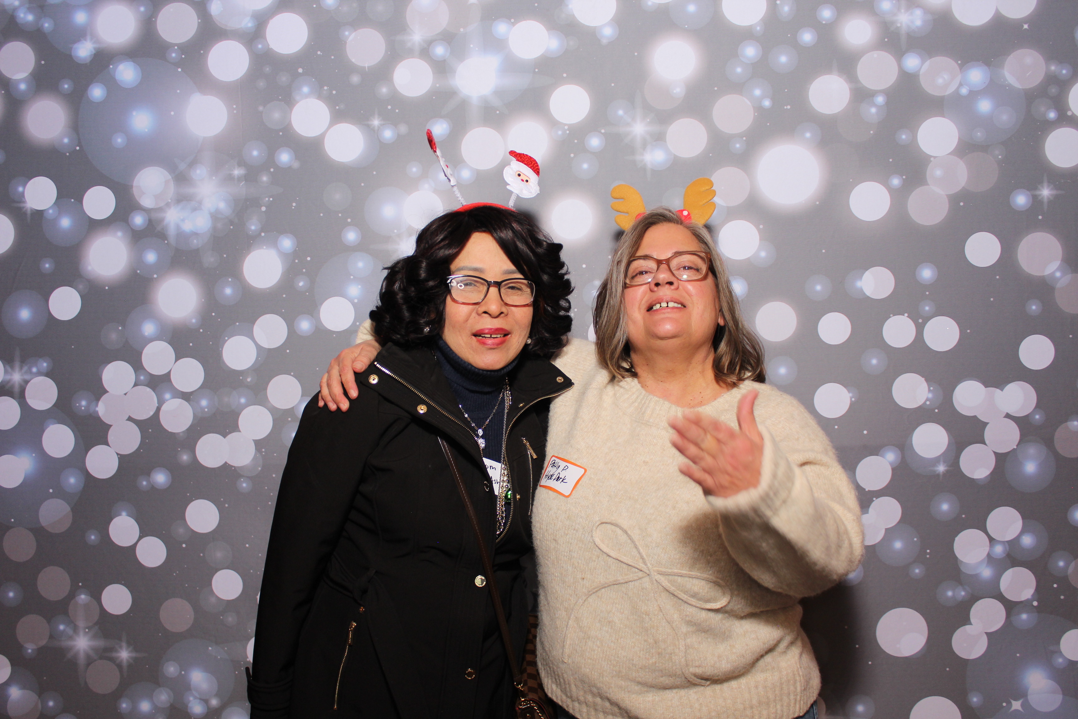 Great Clips Holiday Party | View more photos from the event at gallery.photoboothcincy.com/u/PhotoBoothCincy/Great-Clips-Holiday-Party