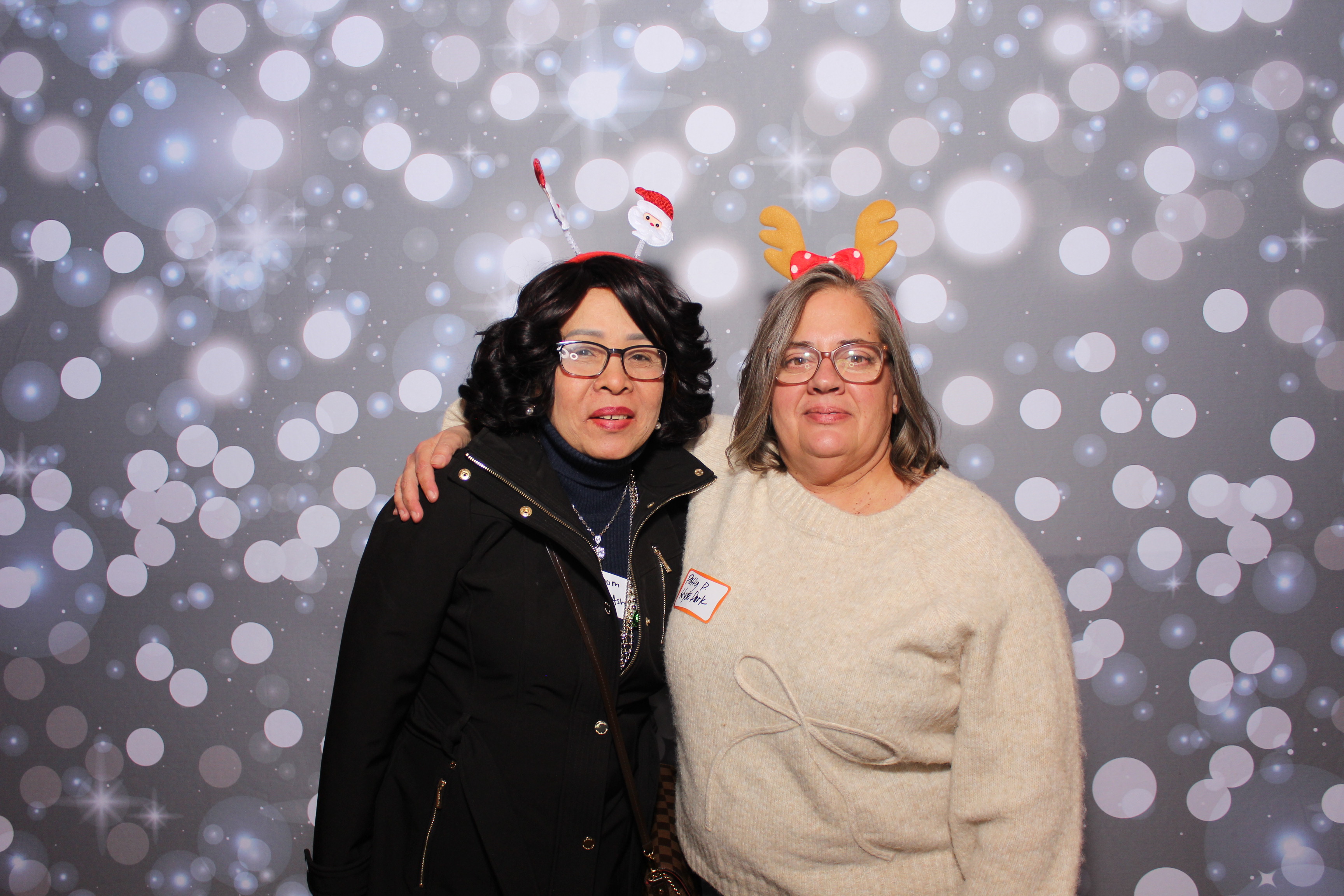 Great Clips Holiday Party | View more photos from the event at gallery.photoboothcincy.com/u/PhotoBoothCincy/Great-Clips-Holiday-Party