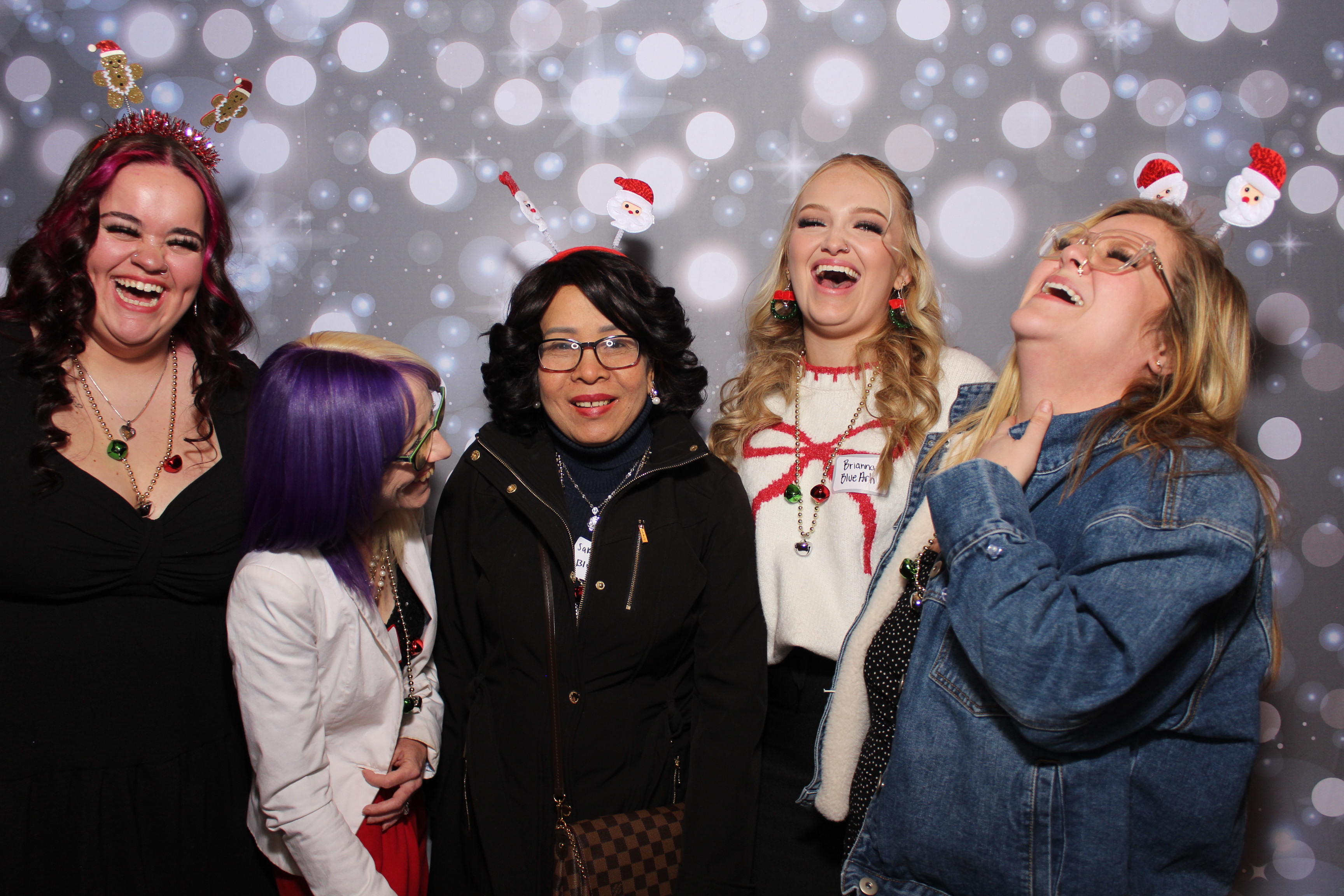 Great Clips Holiday Party | View more photos from the event at gallery.photoboothcincy.com/u/PhotoBoothCincy/Great-Clips-Holiday-Party