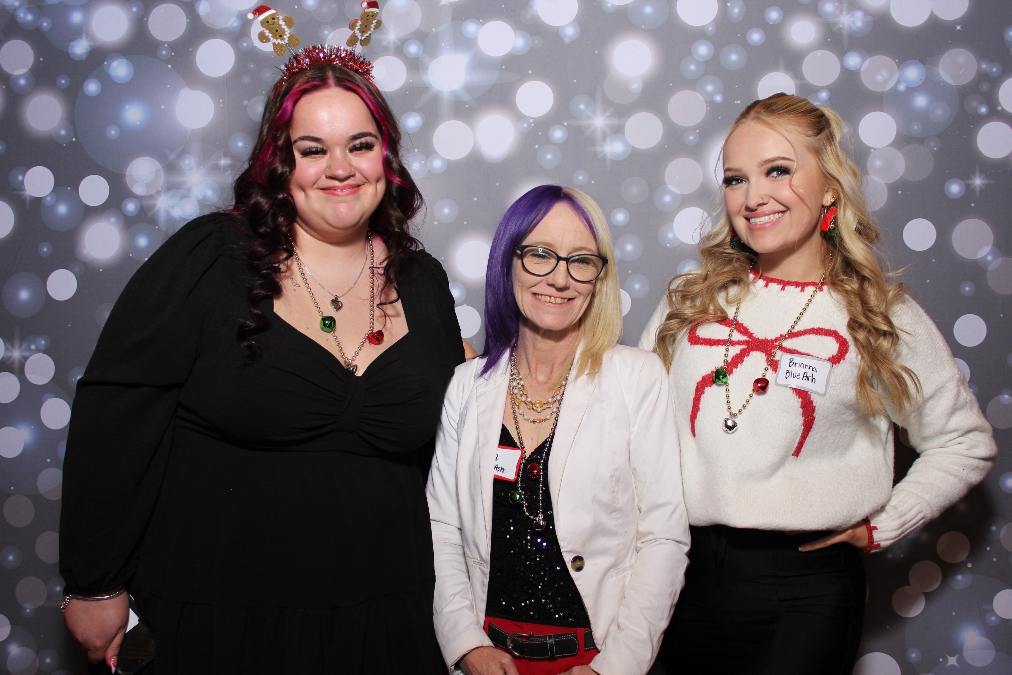 Great Clips Holiday Party | View more photos from the event at gallery.photoboothcincy.com/u/PhotoBoothCincy/Great-Clips-Holiday-Party