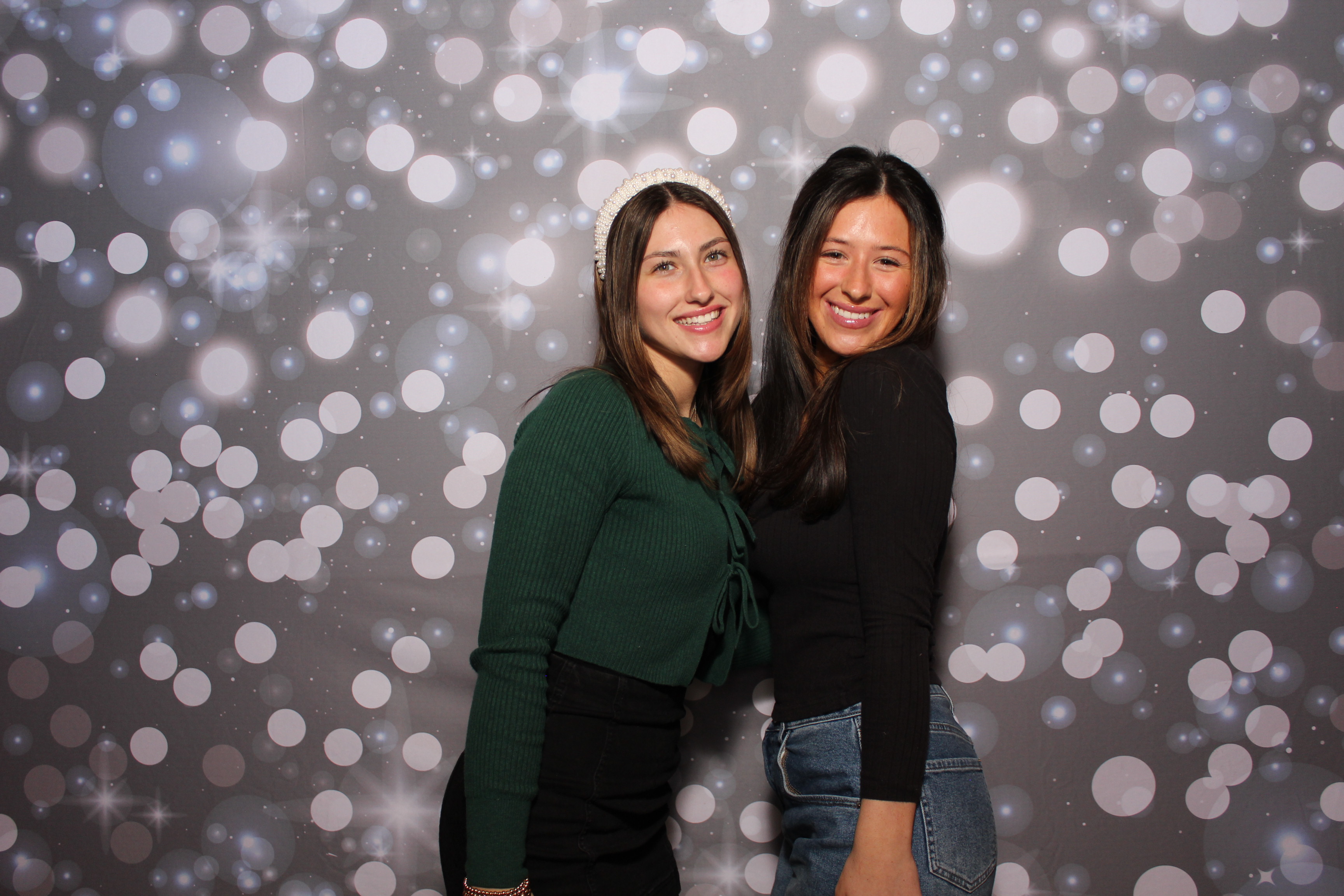 Great Clips Holiday Party | View more photos from the event at gallery.photoboothcincy.com/u/PhotoBoothCincy/Great-Clips-Holiday-Party