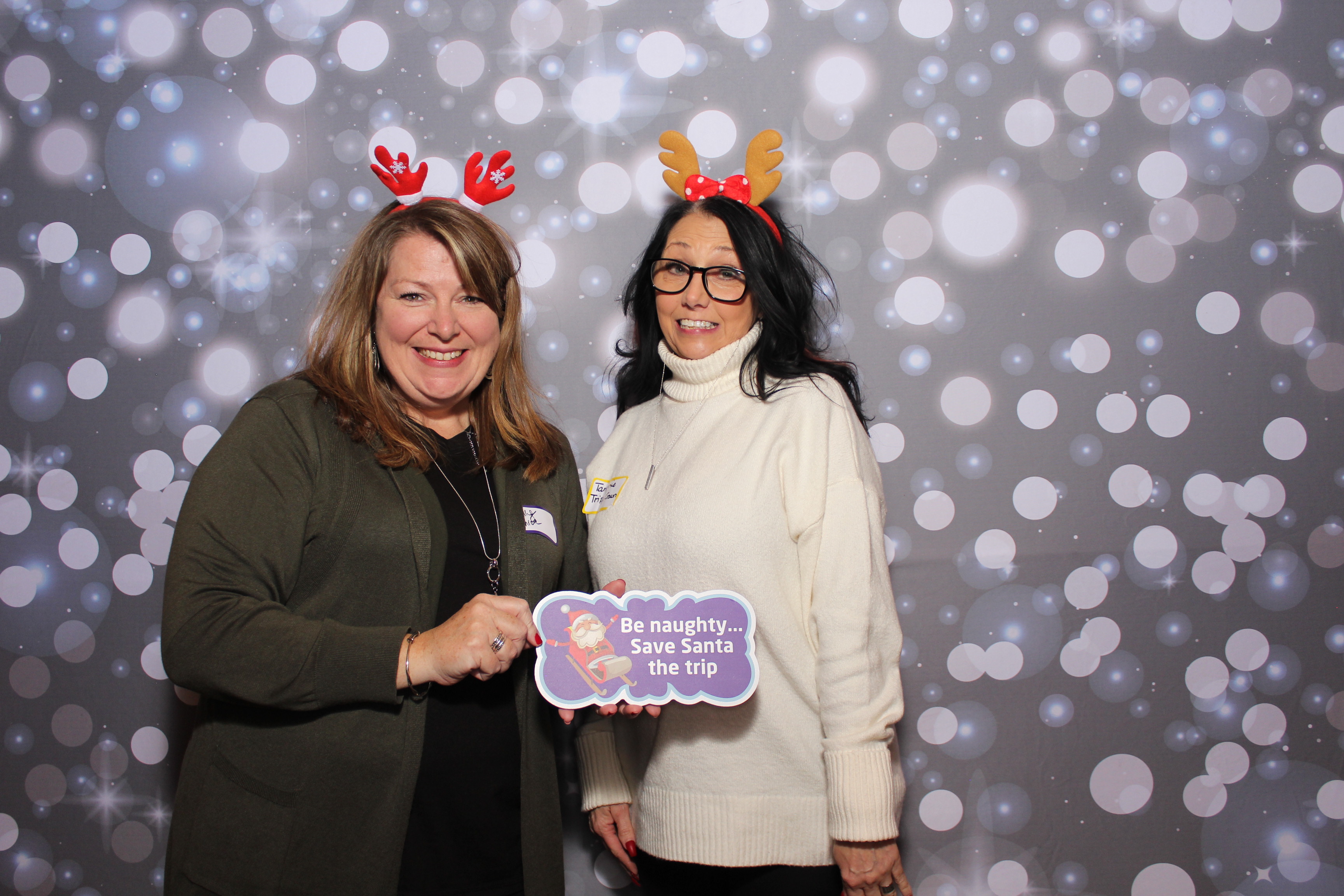 Great Clips Holiday Party | View more photos from the event at gallery.photoboothcincy.com/u/PhotoBoothCincy/Great-Clips-Holiday-Party