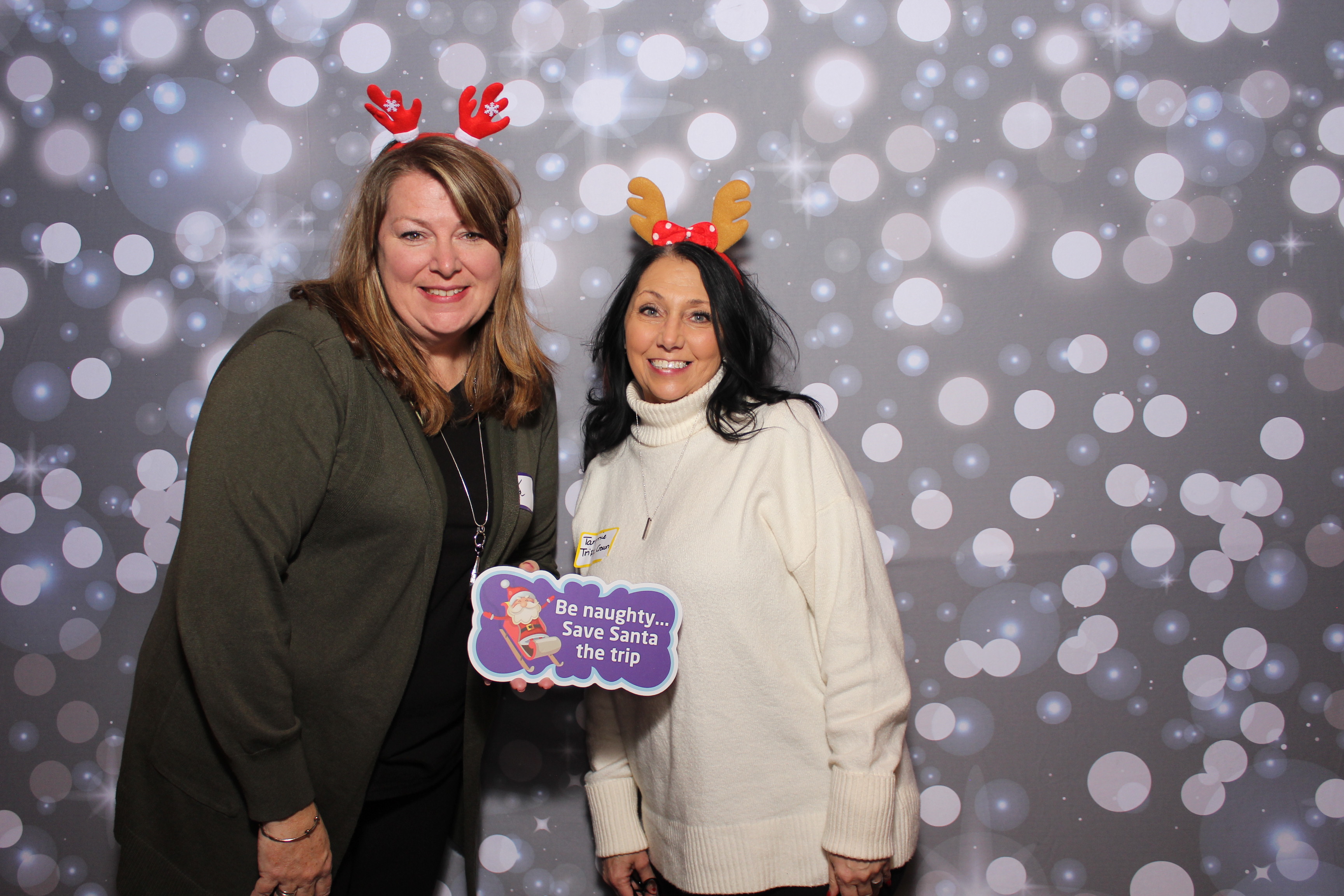 Great Clips Holiday Party | View more photos from the event at gallery.photoboothcincy.com/u/PhotoBoothCincy/Great-Clips-Holiday-Party