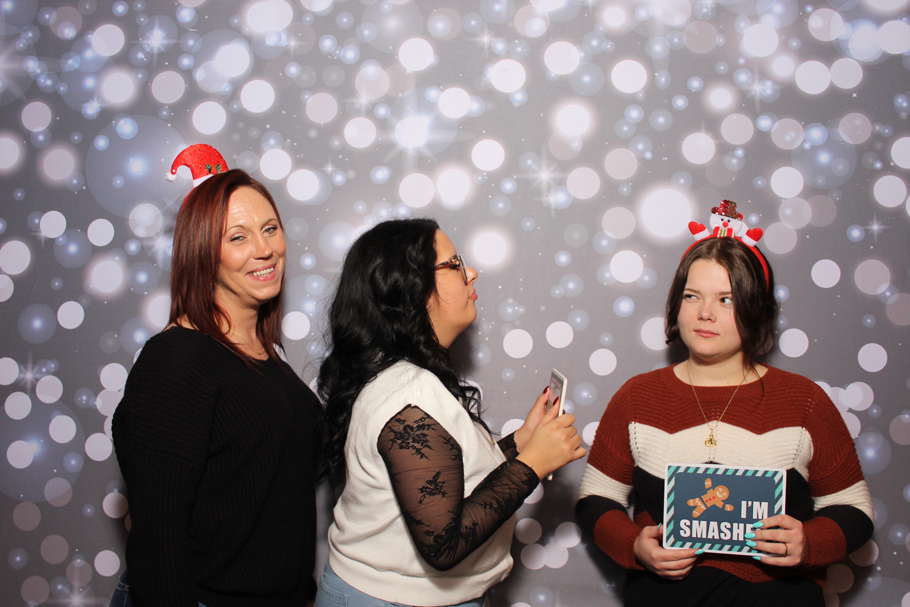 Great Clips Holiday Party | View more photos from the event at gallery.photoboothcincy.com/u/PhotoBoothCincy/Great-Clips-Holiday-Party