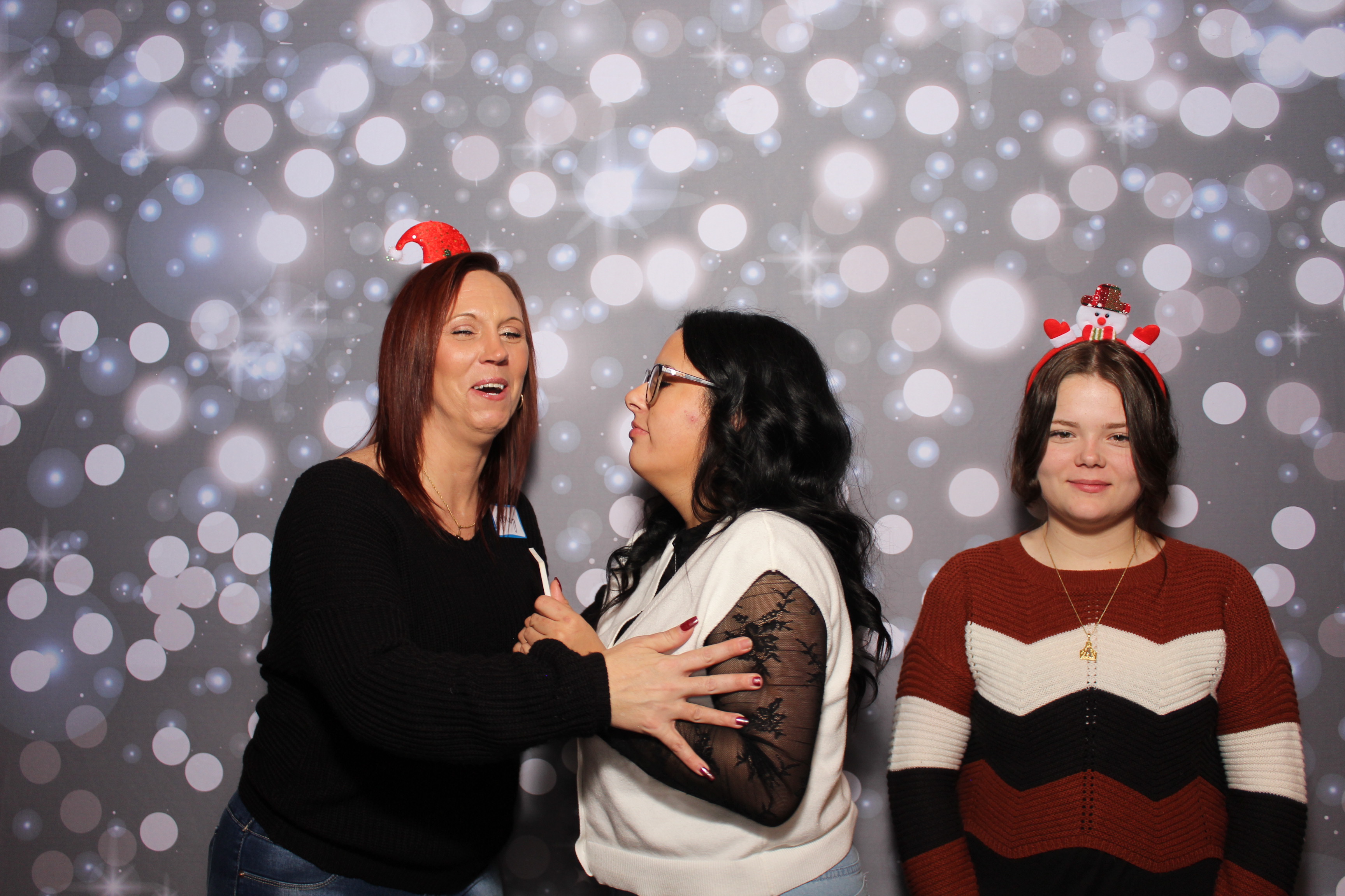 Great Clips Holiday Party | View more photos from the event at gallery.photoboothcincy.com/u/PhotoBoothCincy/Great-Clips-Holiday-Party