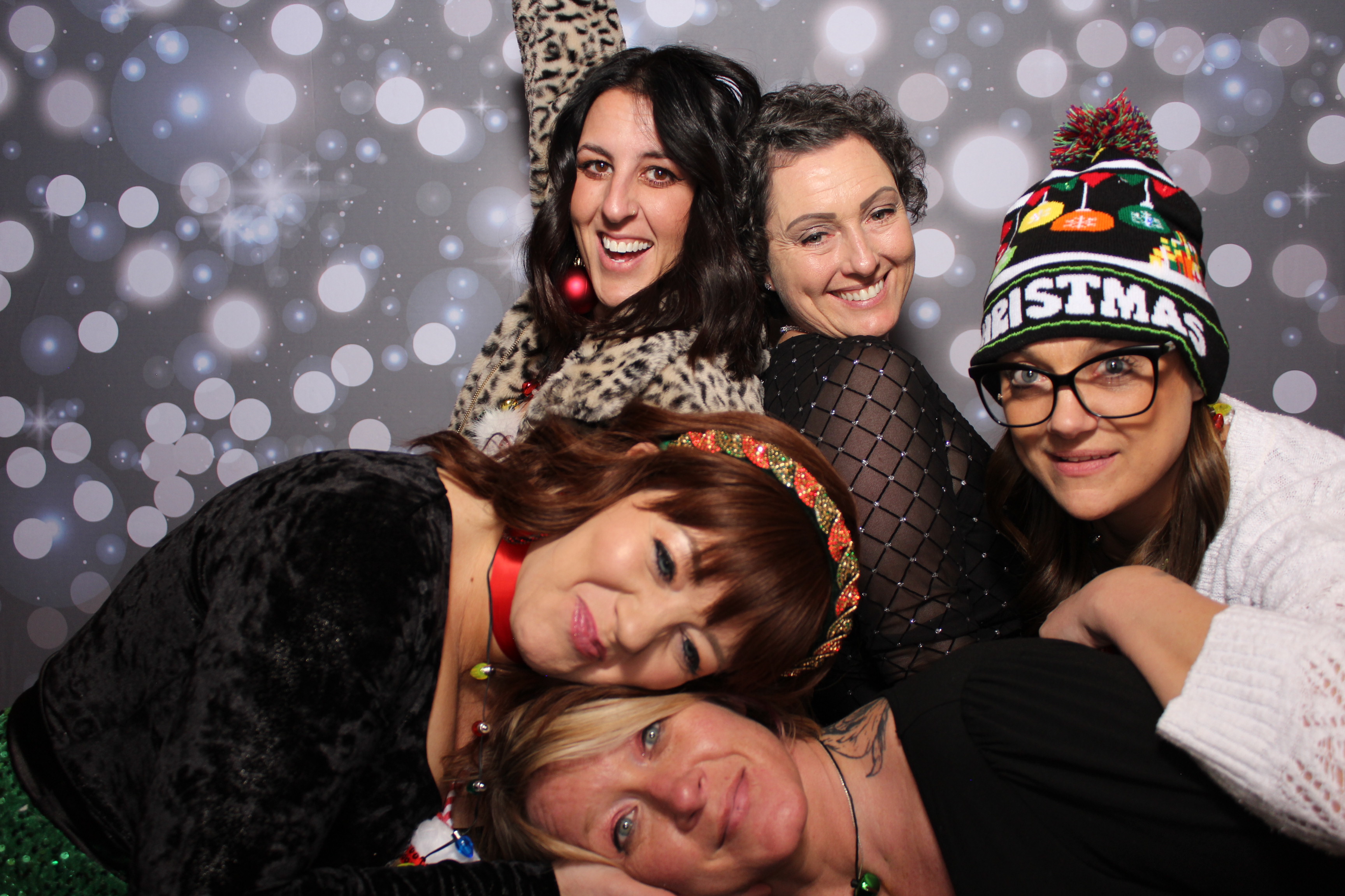 Great Clips Holiday Party | View more photos from the event at gallery.photoboothcincy.com/u/PhotoBoothCincy/Great-Clips-Holiday-Party