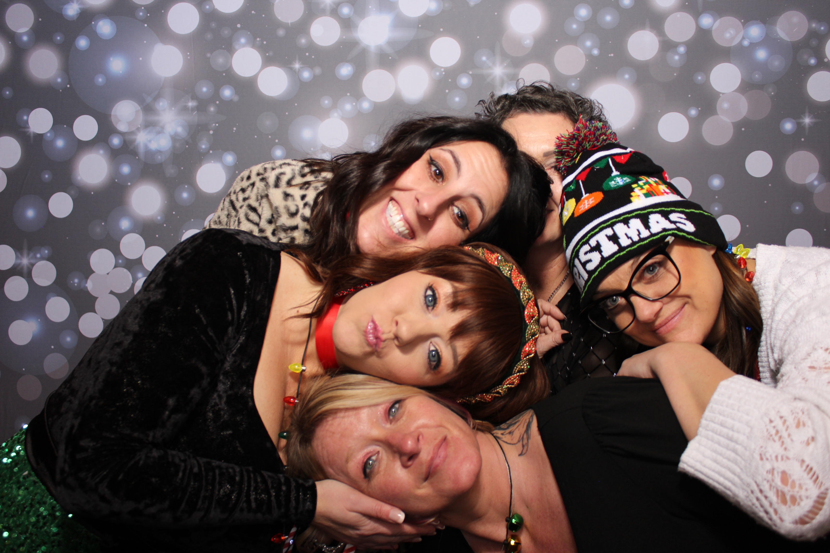 Great Clips Holiday Party | View more photos from the event at gallery.photoboothcincy.com/u/PhotoBoothCincy/Great-Clips-Holiday-Party