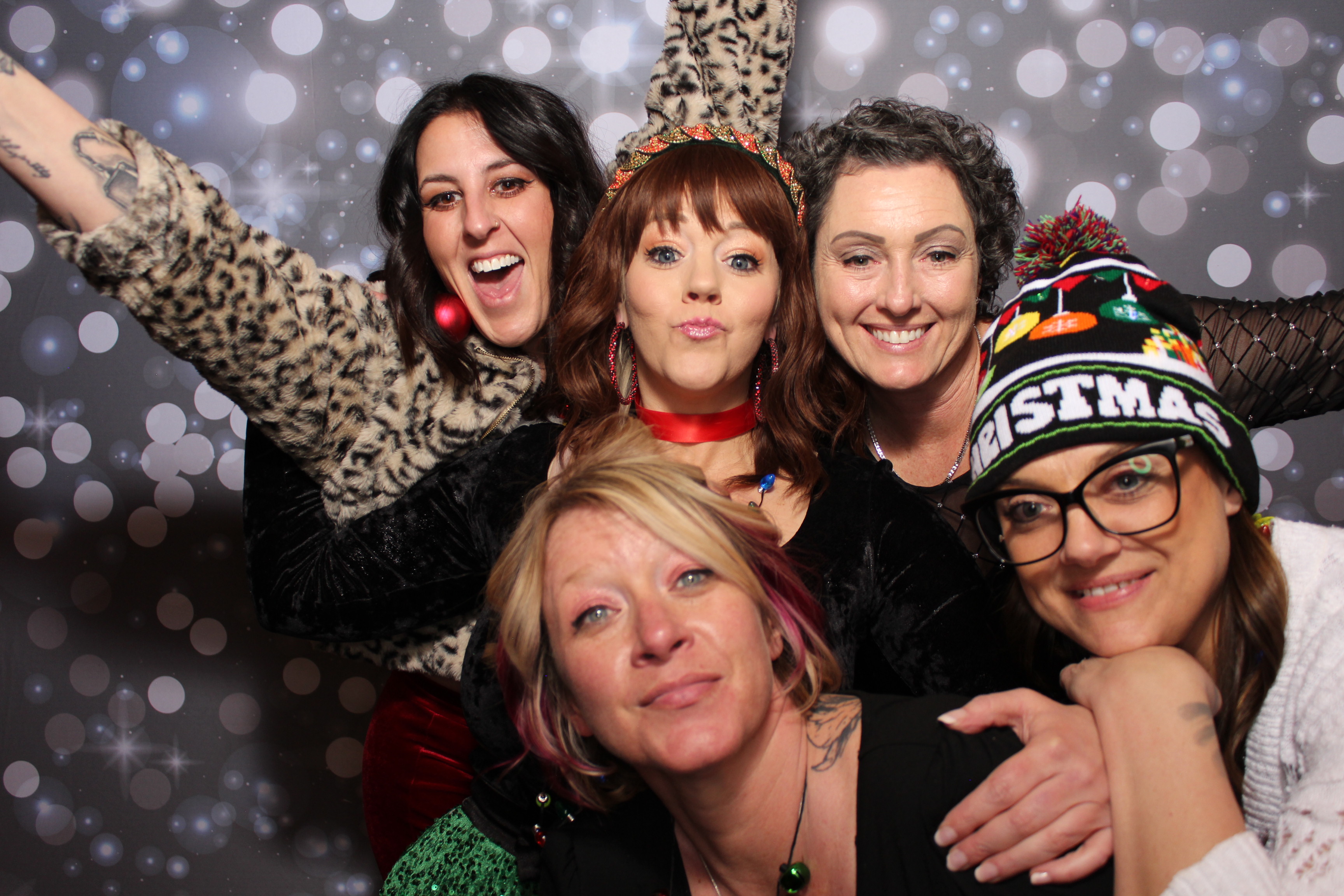 Great Clips Holiday Party | View more photos from the event at gallery.photoboothcincy.com/u/PhotoBoothCincy/Great-Clips-Holiday-Party