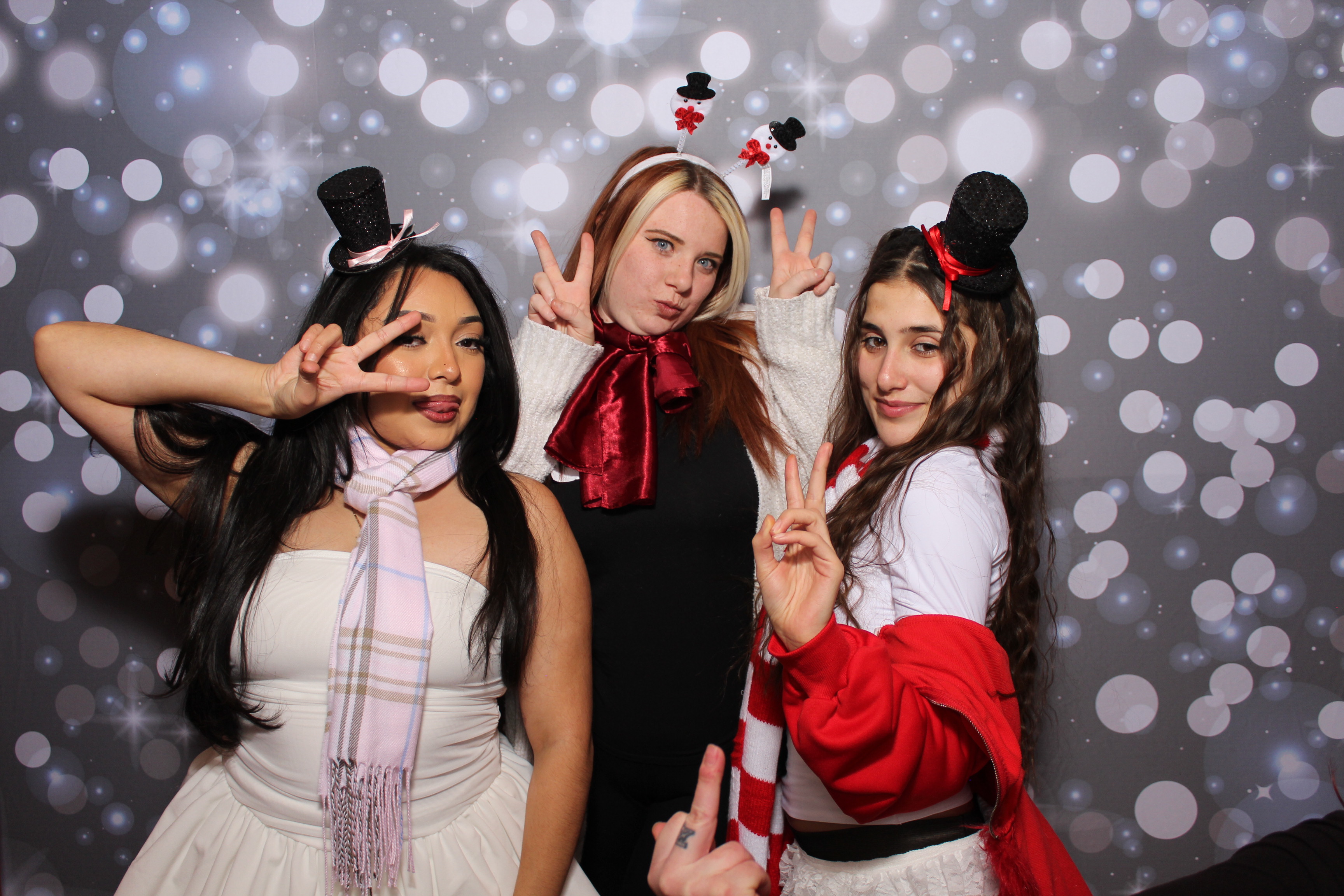 Great Clips Holiday Party | View more photos from the event at gallery.photoboothcincy.com/u/PhotoBoothCincy/Great-Clips-Holiday-Party