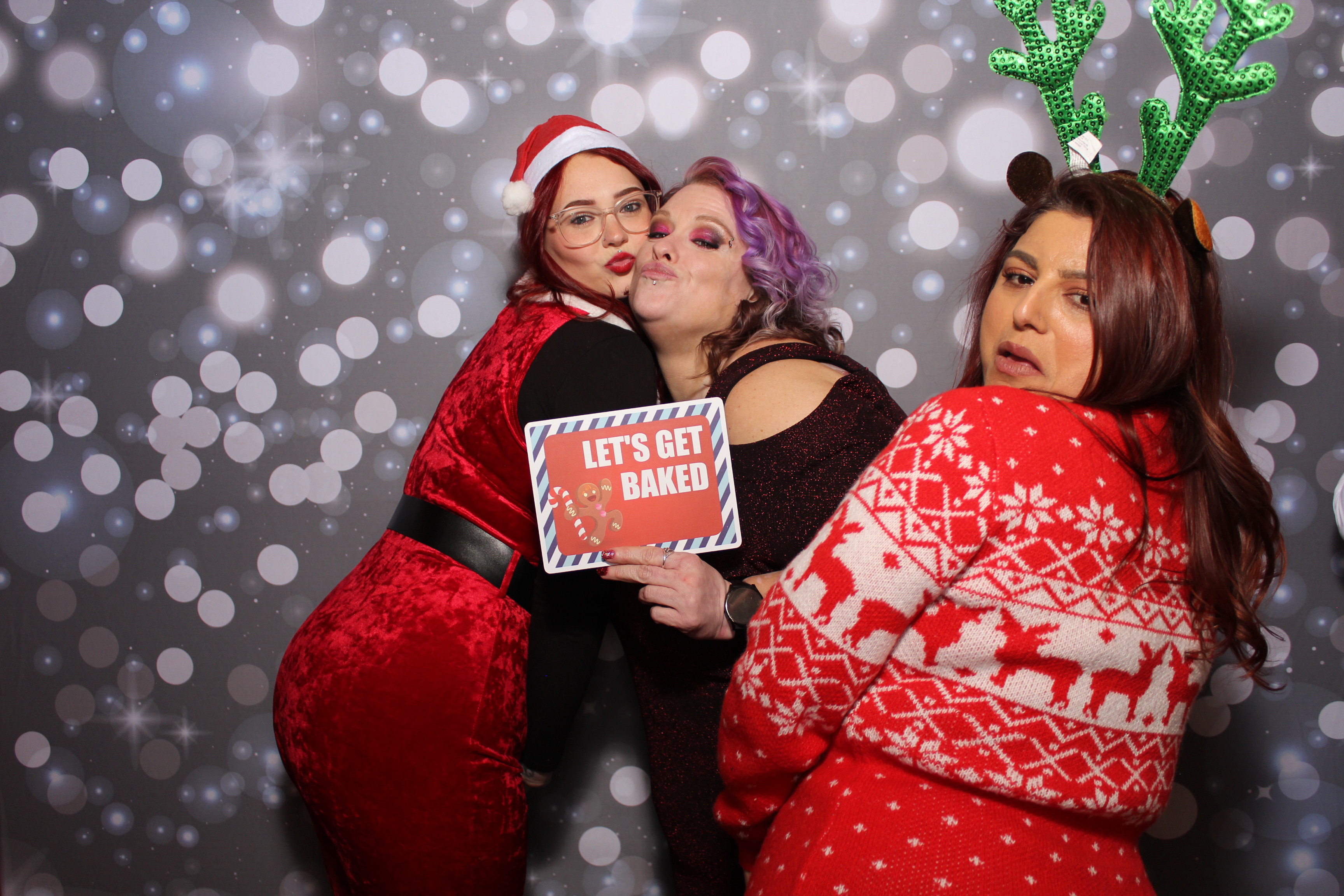 Great Clips Holiday Party | View more photos from the event at gallery.photoboothcincy.com/u/PhotoBoothCincy/Great-Clips-Holiday-Party