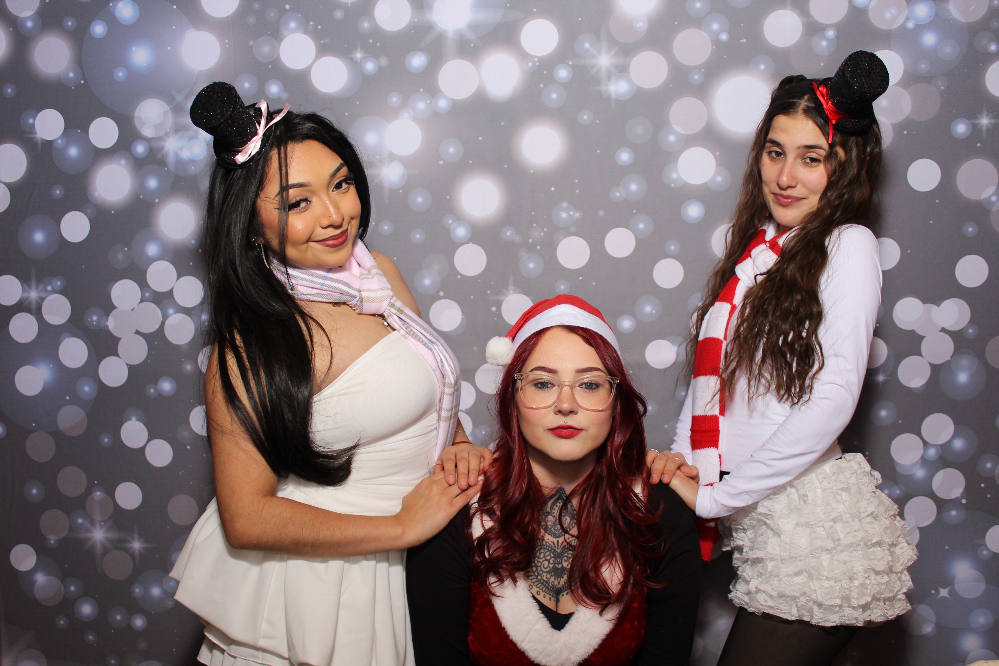 Great Clips Holiday Party | View more photos from the event at gallery.photoboothcincy.com/u/PhotoBoothCincy/Great-Clips-Holiday-Party