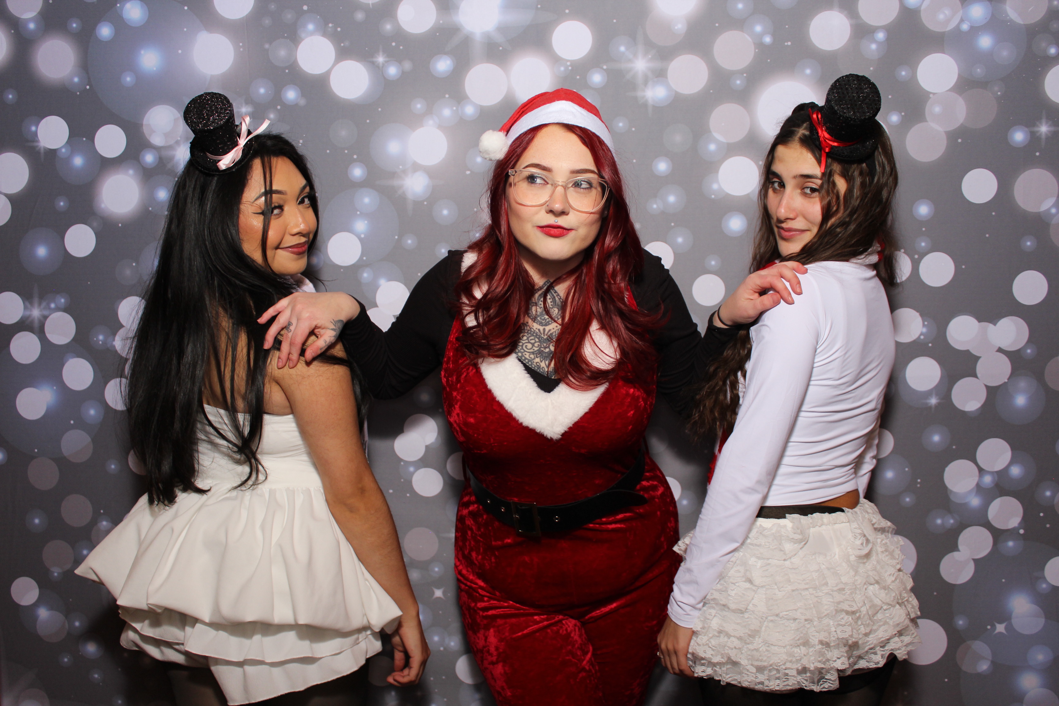 Great Clips Holiday Party | View more photos from the event at gallery.photoboothcincy.com/u/PhotoBoothCincy/Great-Clips-Holiday-Party