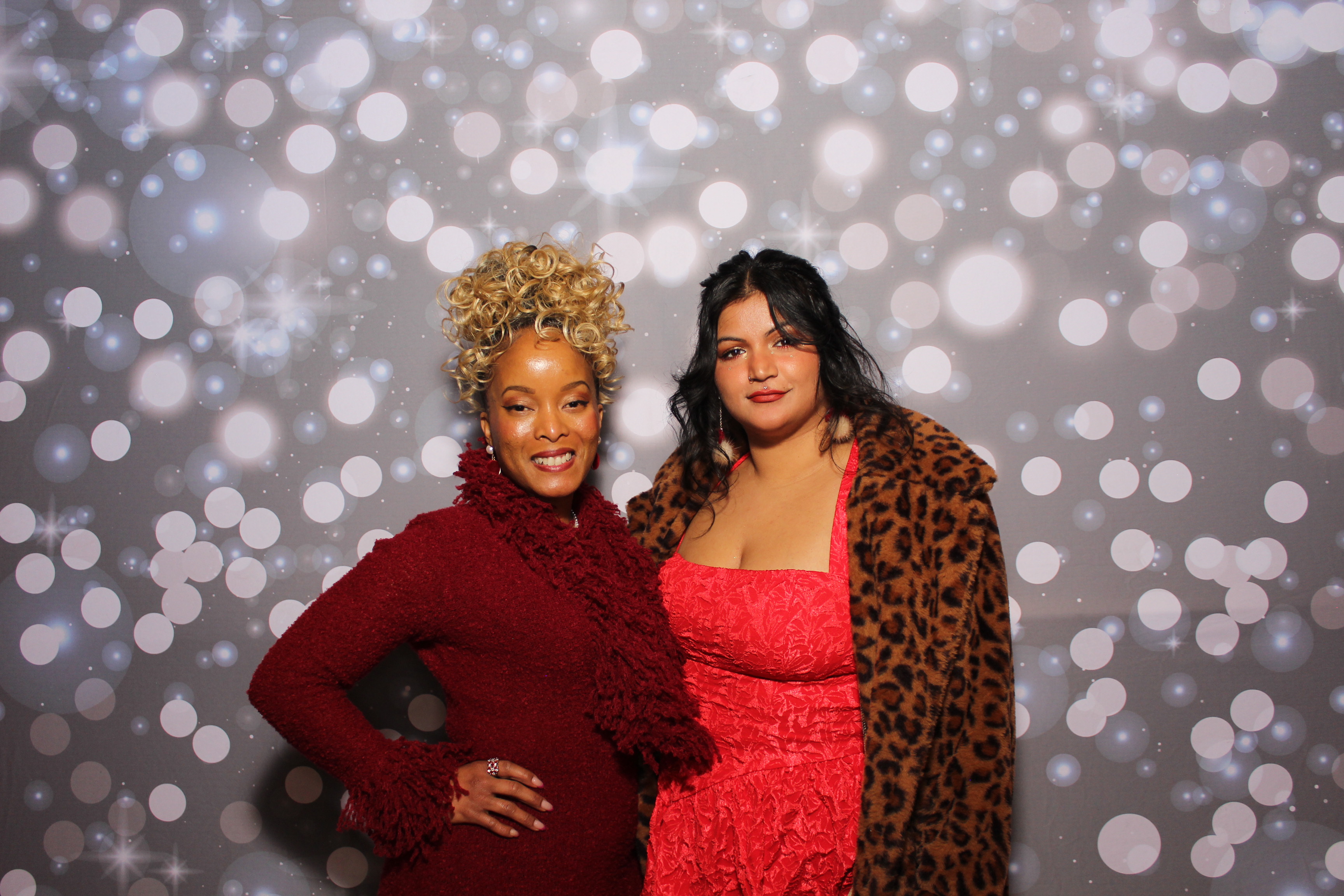 Great Clips Holiday Party | View more photos from the event at gallery.photoboothcincy.com/u/PhotoBoothCincy/Great-Clips-Holiday-Party