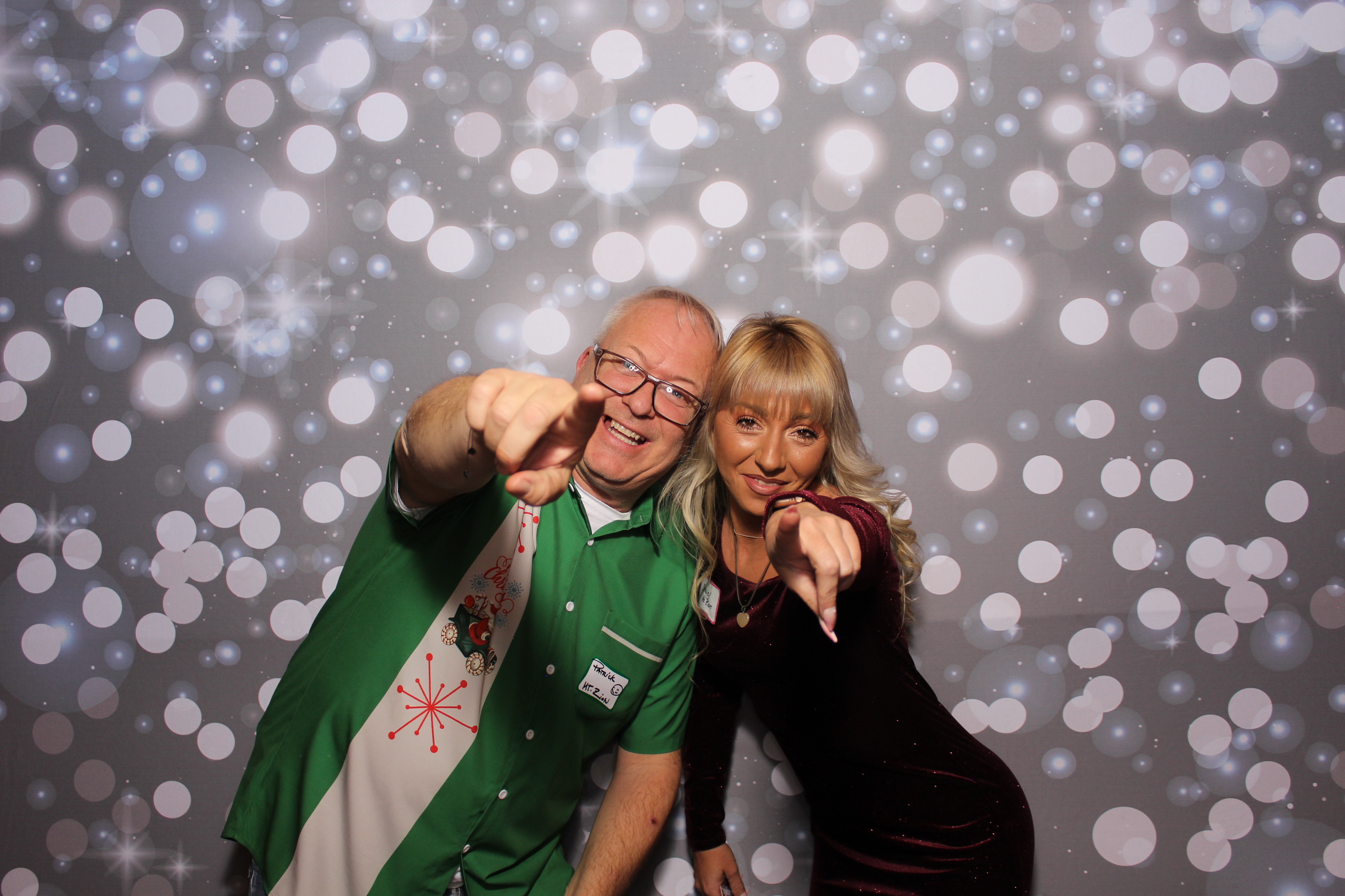 Great Clips Holiday Party | View more photos from the event at gallery.photoboothcincy.com/u/PhotoBoothCincy/Great-Clips-Holiday-Party