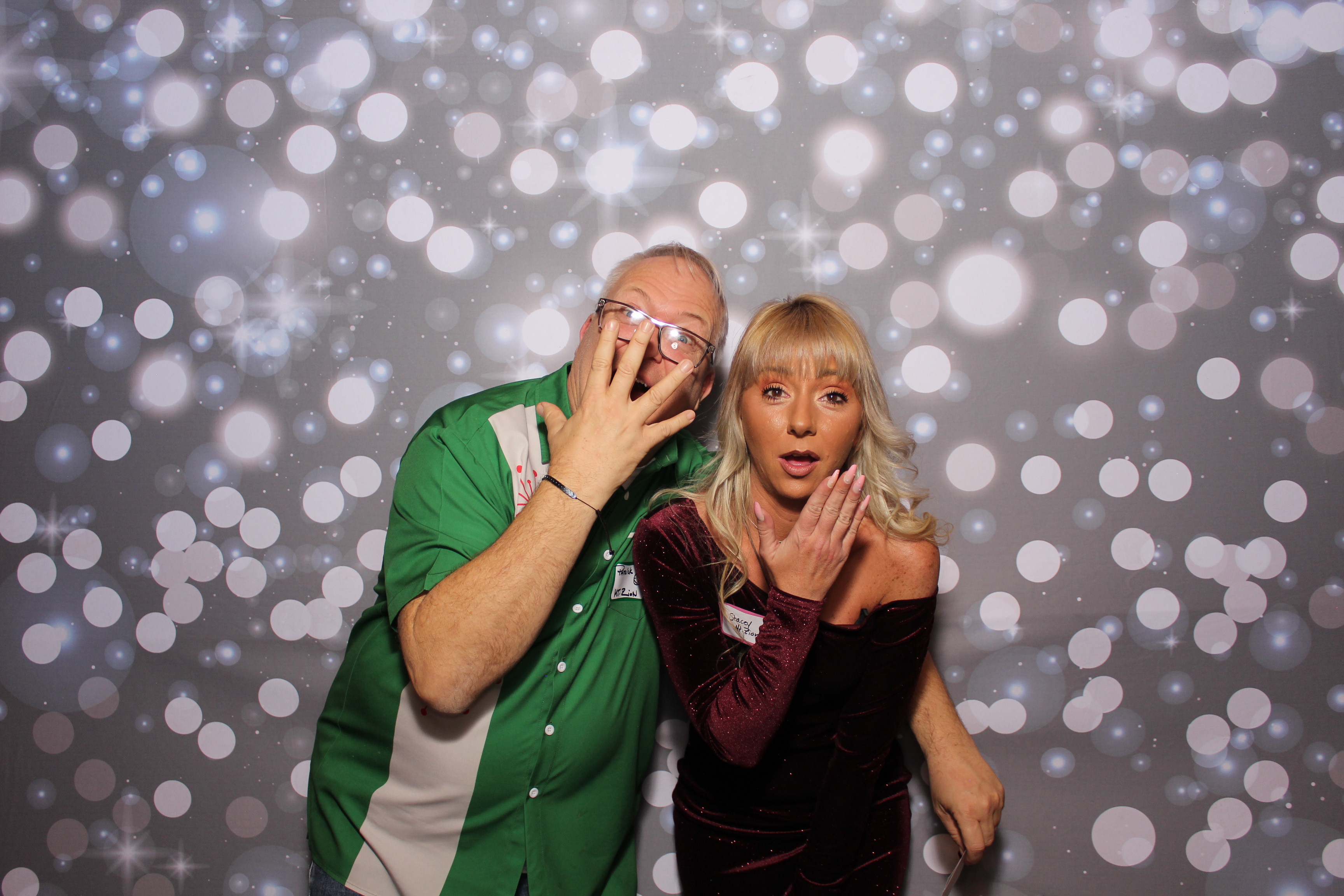 Great Clips Holiday Party | View more photos from the event at gallery.photoboothcincy.com/u/PhotoBoothCincy/Great-Clips-Holiday-Party