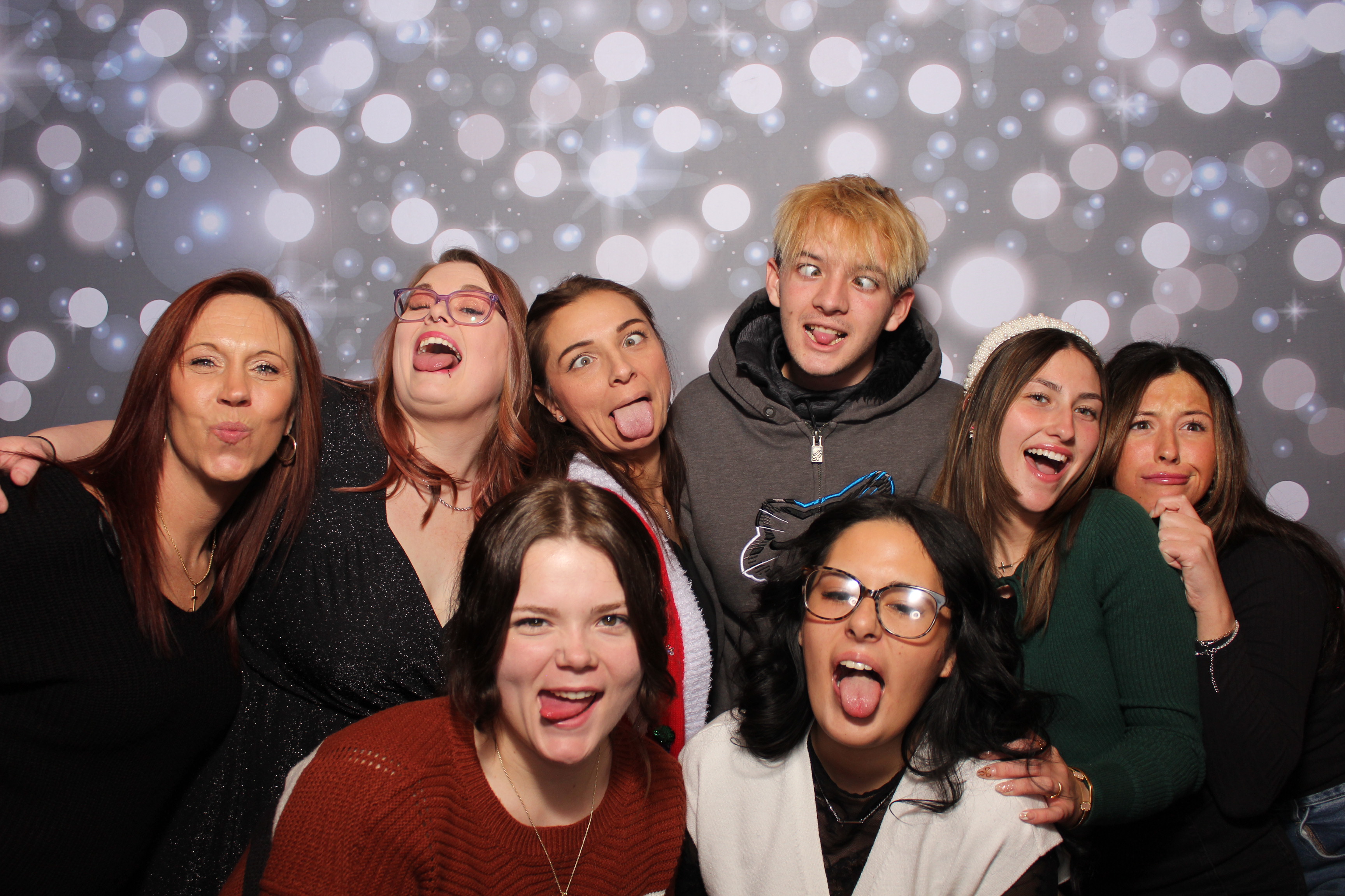 Great Clips Holiday Party | View more photos from the event at gallery.photoboothcincy.com/u/PhotoBoothCincy/Great-Clips-Holiday-Party