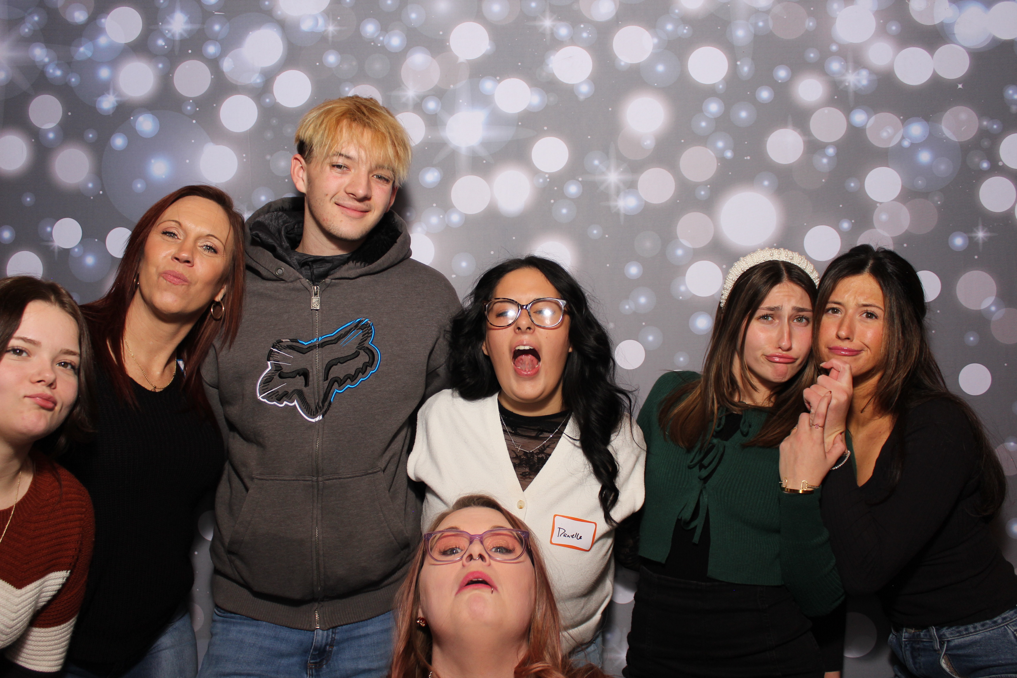 Great Clips Holiday Party | View more photos from the event at gallery.photoboothcincy.com/u/PhotoBoothCincy/Great-Clips-Holiday-Party