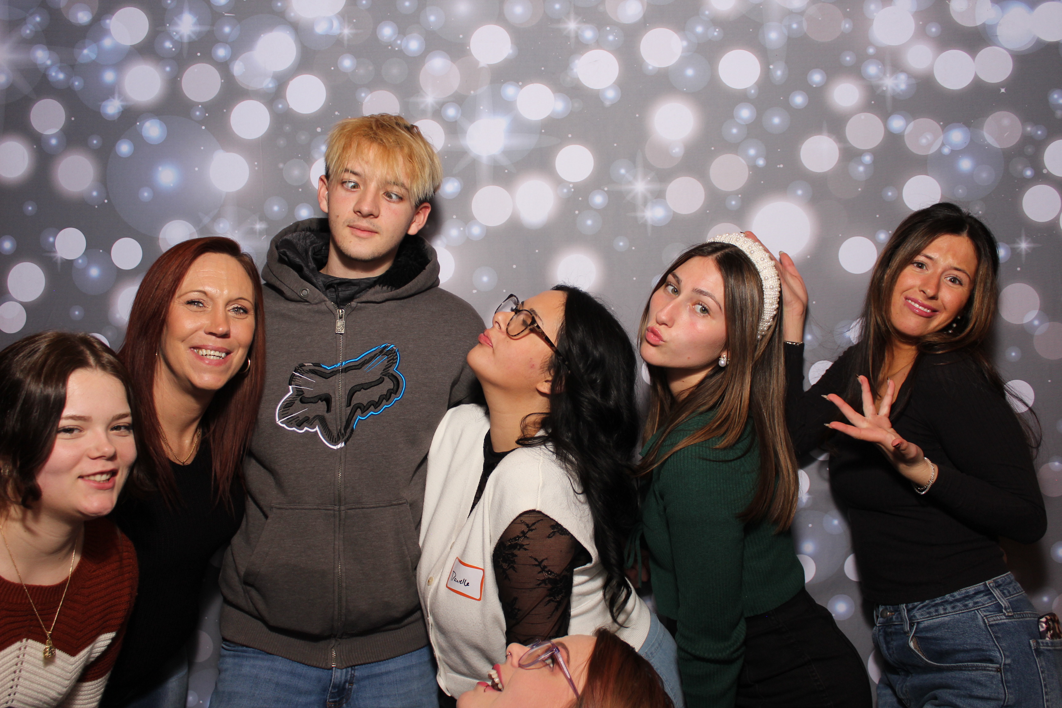 Great Clips Holiday Party | View more photos from the event at gallery.photoboothcincy.com/u/PhotoBoothCincy/Great-Clips-Holiday-Party