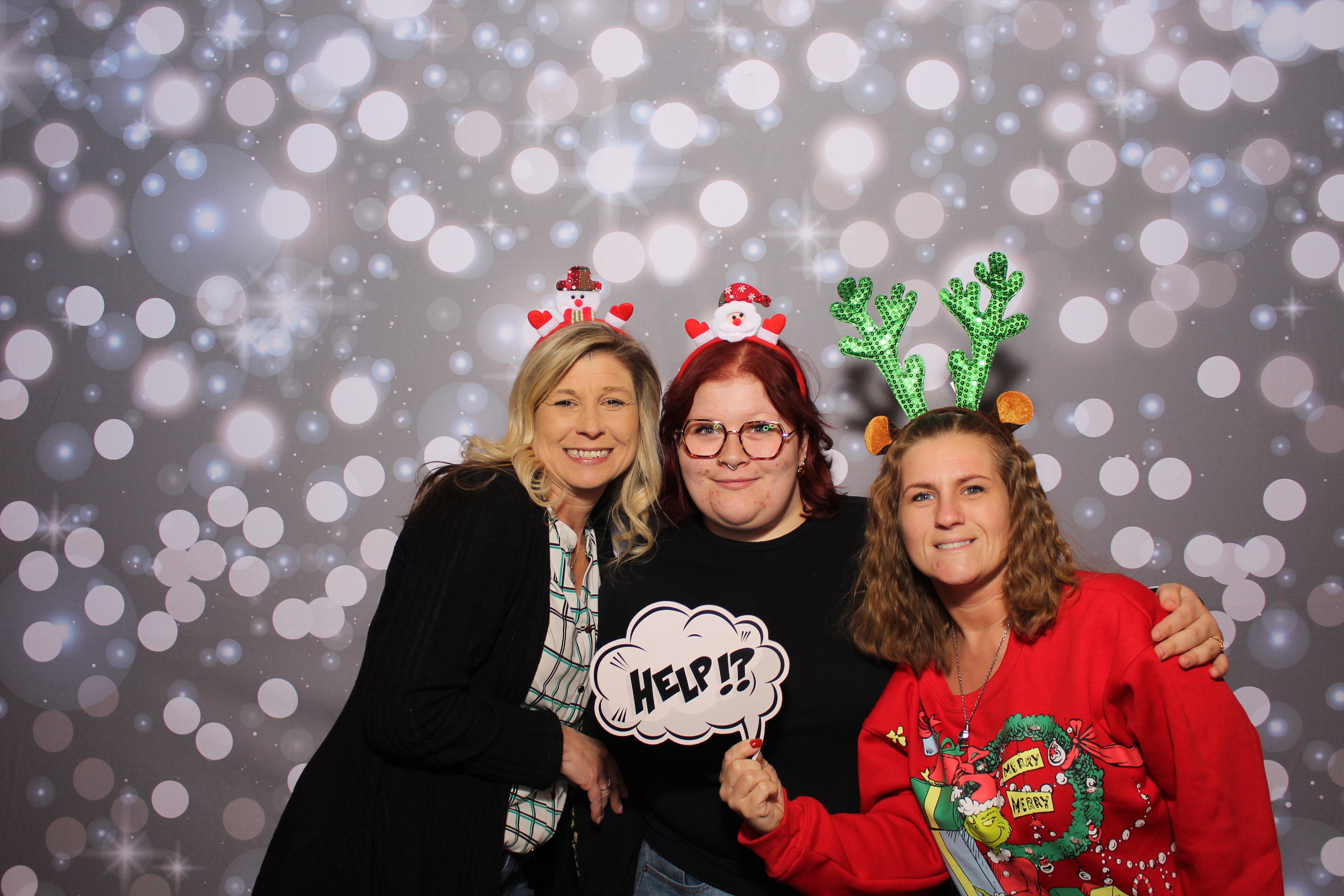 Great Clips Holiday Party | View more photos from the event at gallery.photoboothcincy.com/u/PhotoBoothCincy/Great-Clips-Holiday-Party