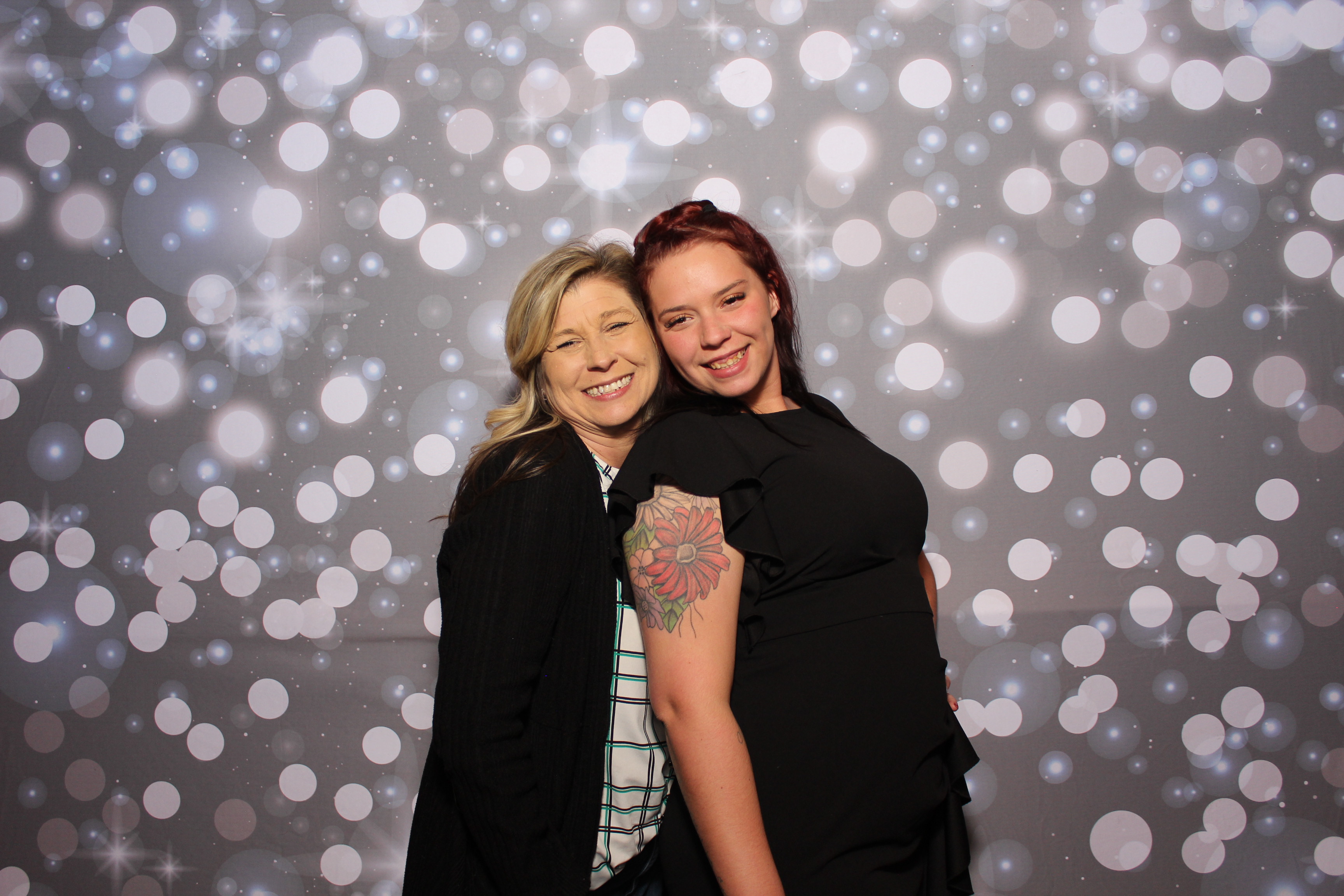 Great Clips Holiday Party | View more photos from the event at gallery.photoboothcincy.com/u/PhotoBoothCincy/Great-Clips-Holiday-Party