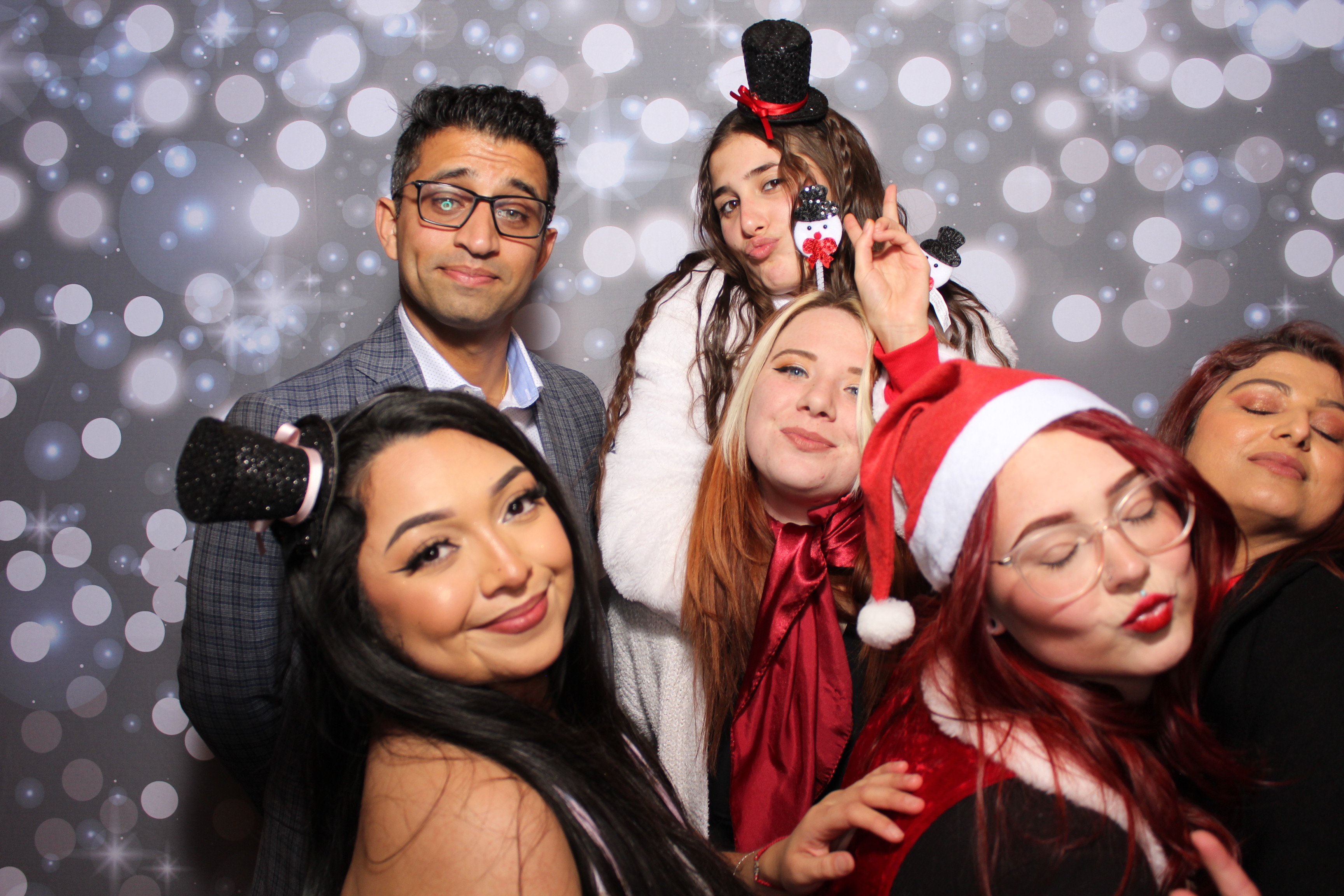 Great Clips Holiday Party | View more photos from the event at gallery.photoboothcincy.com/u/PhotoBoothCincy/Great-Clips-Holiday-Party