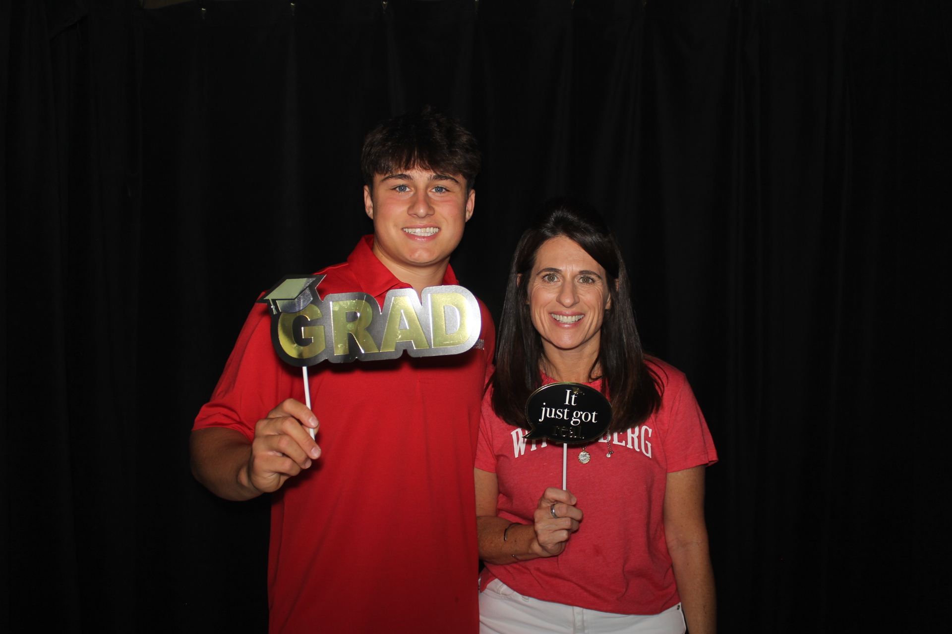 Greenview Graduates | View more photos from the event at gallery.photoboothcincy.com/u/PhotoBoothCincy/Greenview-Graduates