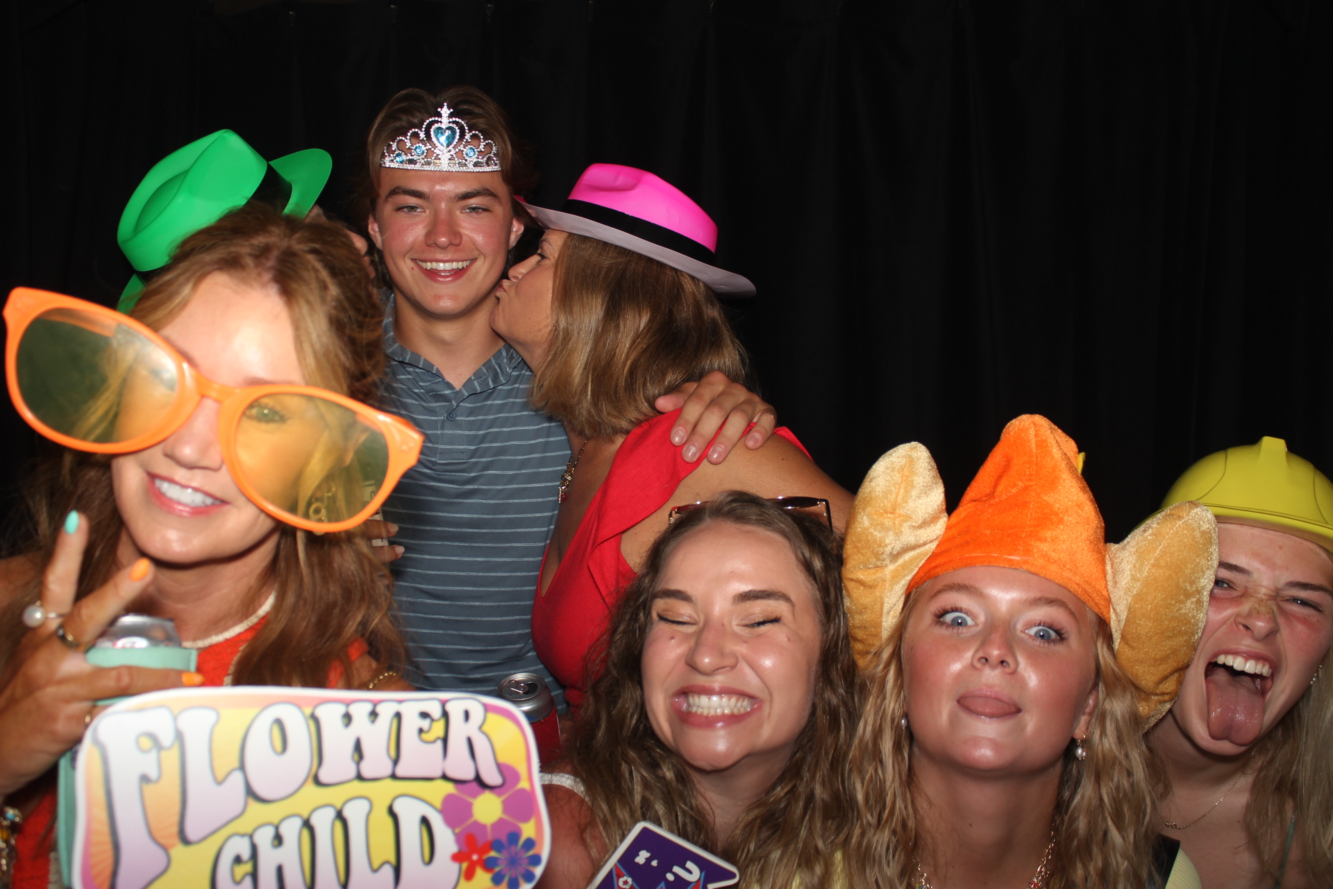 Greenview Graduates | View more photos from the event at gallery.photoboothcincy.com/u/PhotoBoothCincy/Greenview-Graduates