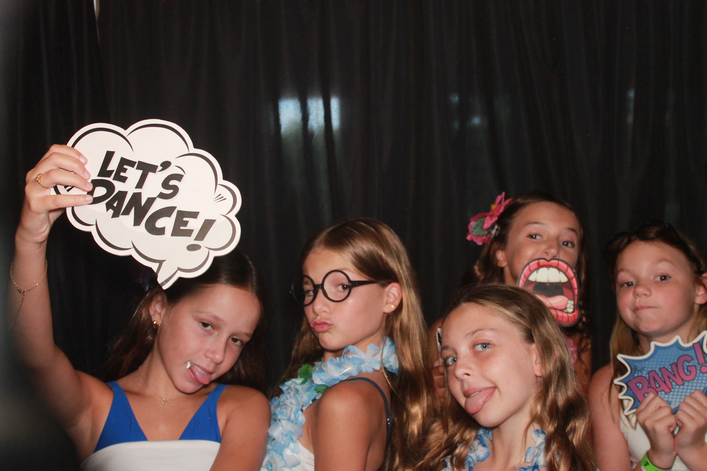 HMS Canteen | View more photos from the event at gallery.photoboothcincy.com/u/PhotoBoothCincy/HMS-Canteen