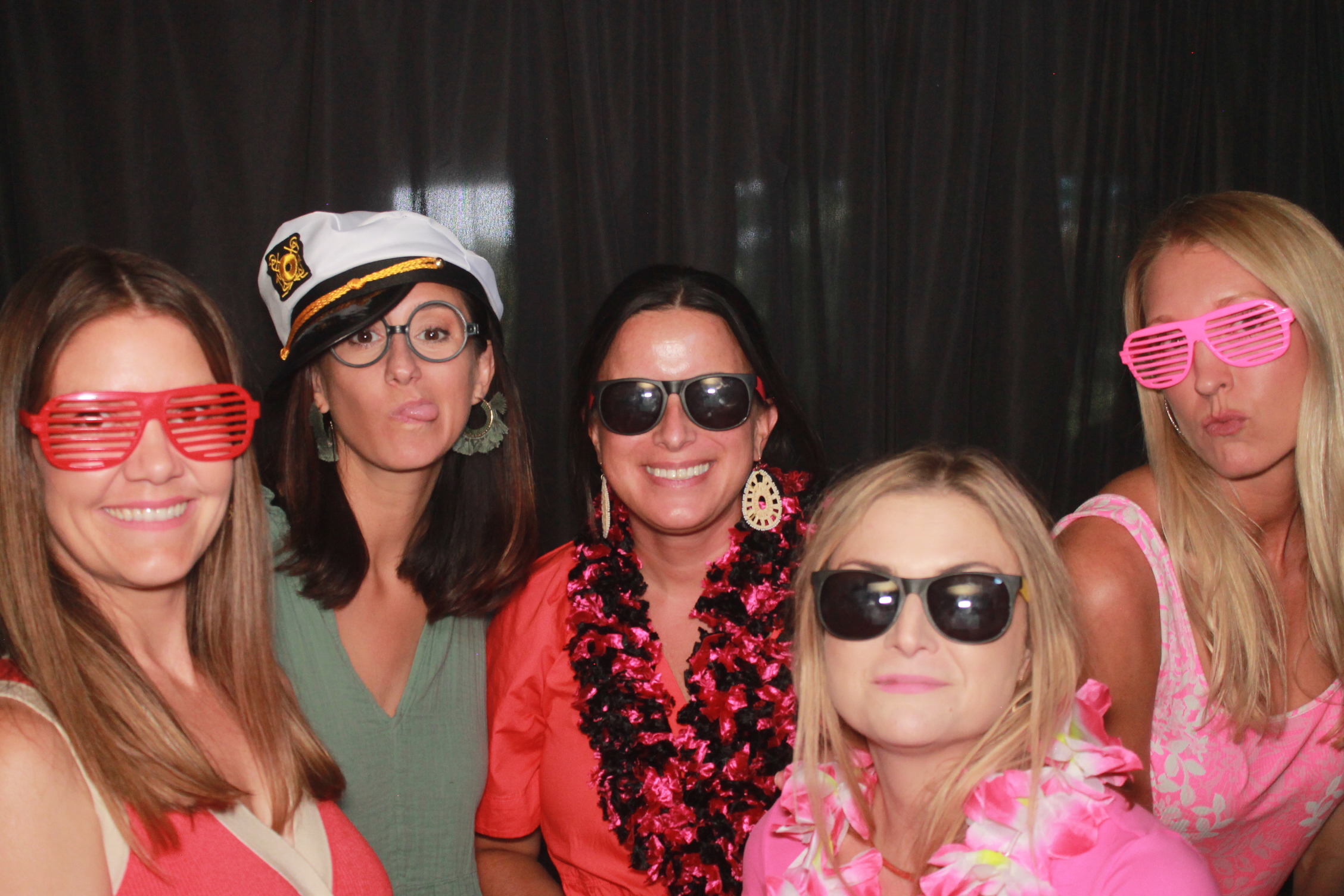 HMS Canteen | View more photos from the event at gallery.photoboothcincy.com/u/PhotoBoothCincy/HMS-Canteen